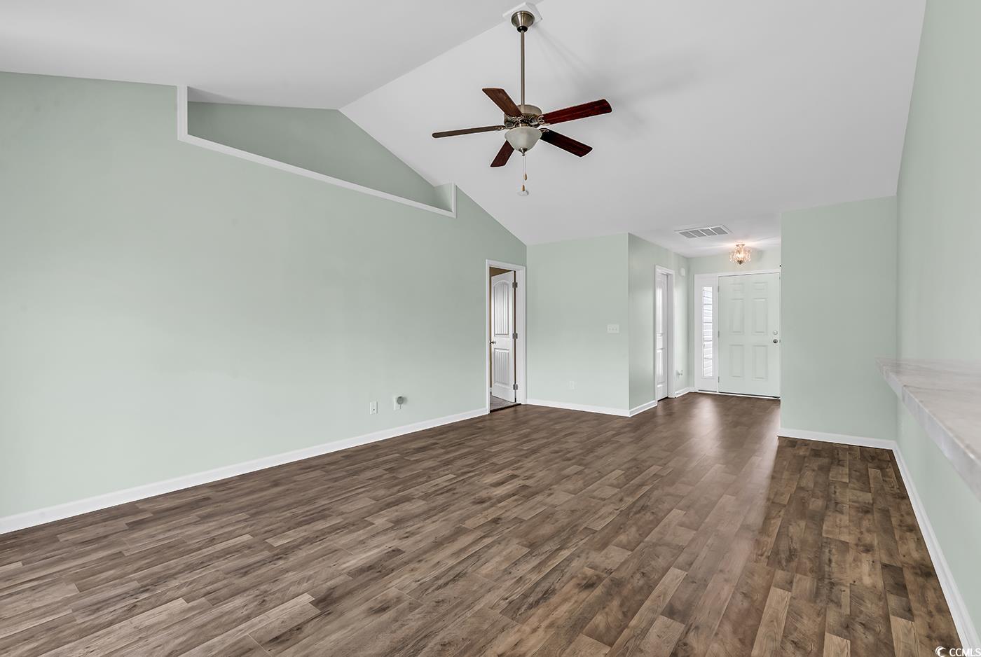 206 Balsa Dr. Property Photo 10