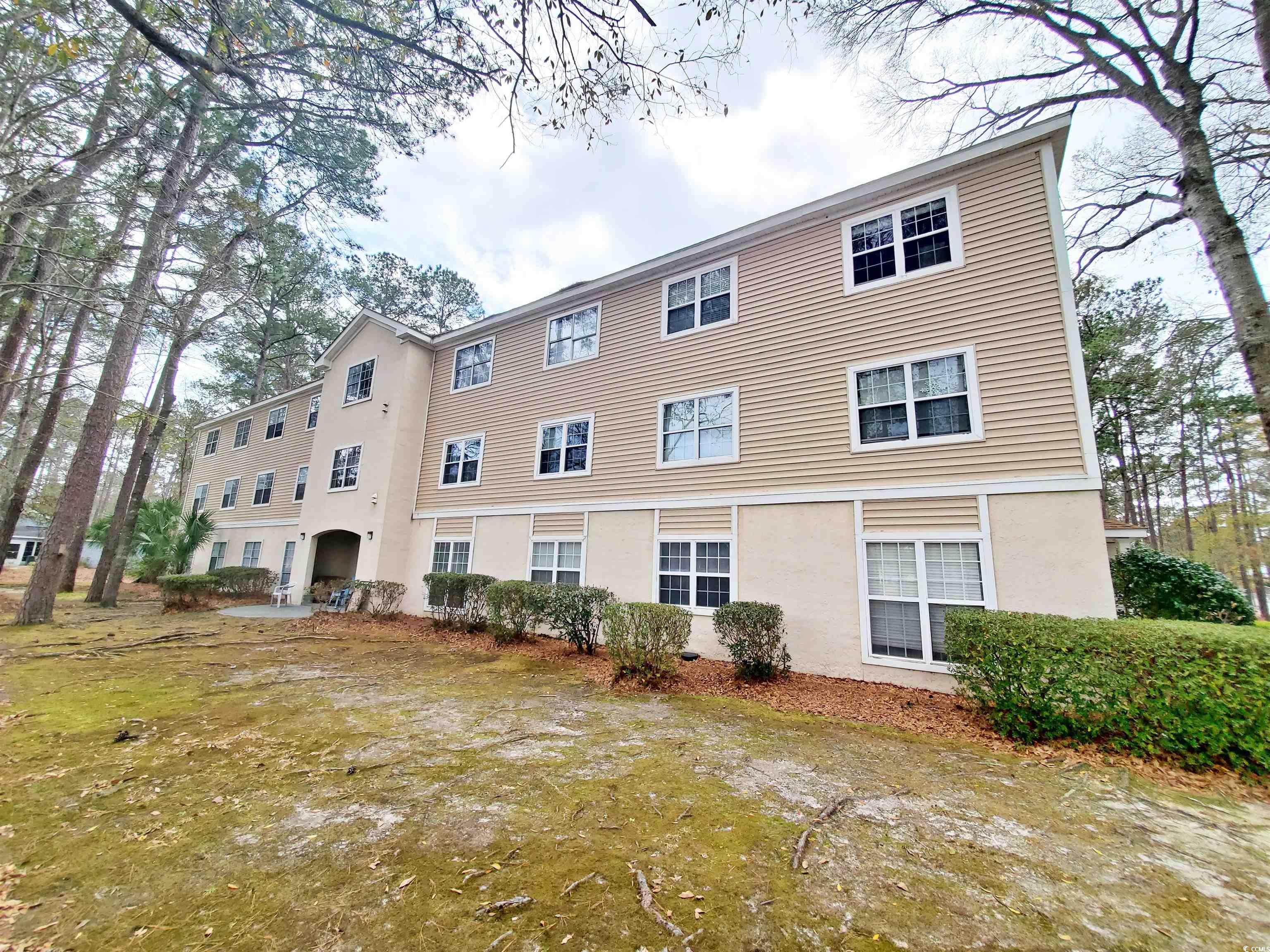 6840 Blue Heron Blvd. Property Photo
