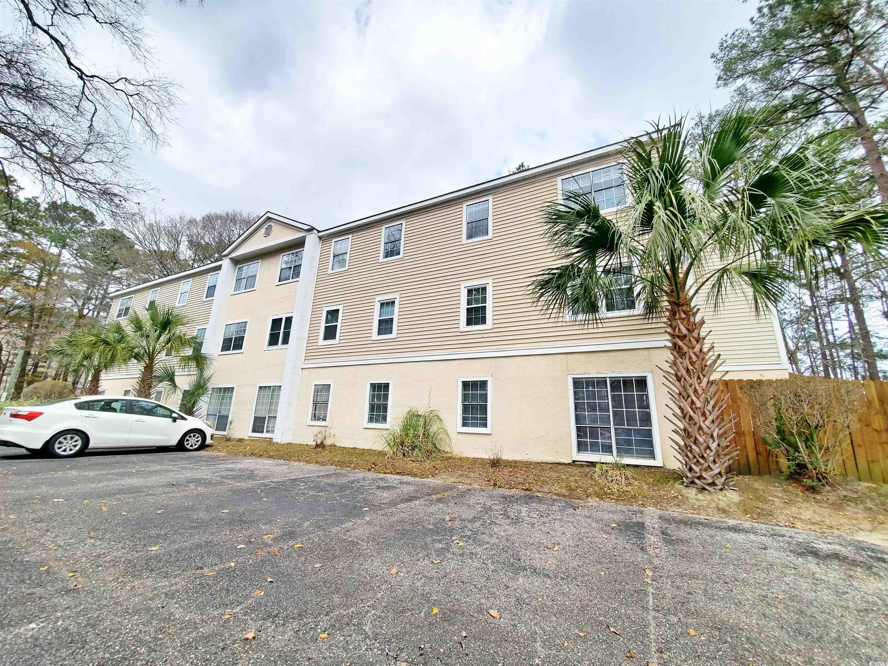 6840 Blue Heron Blvd. Property Photo 1