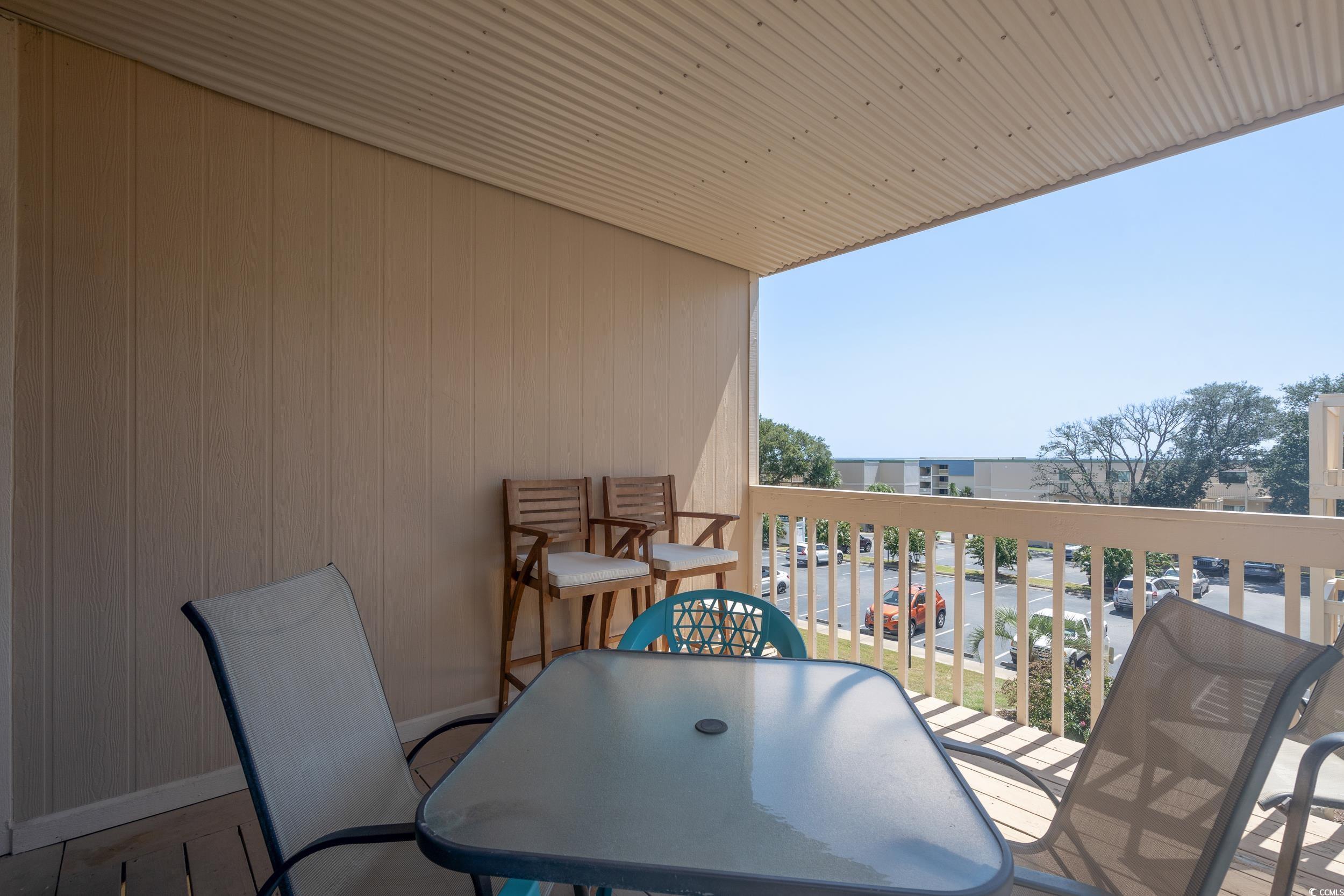 9661 Shore Dr. Property Photo 6