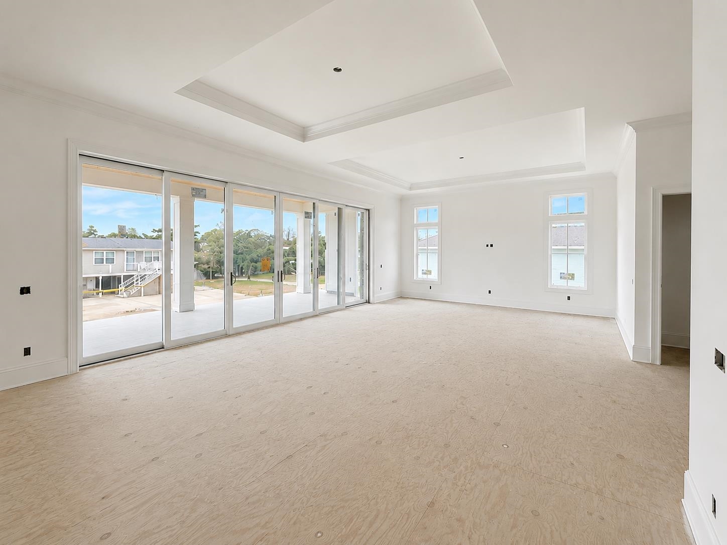 4710 Surf St. Property Photo 2