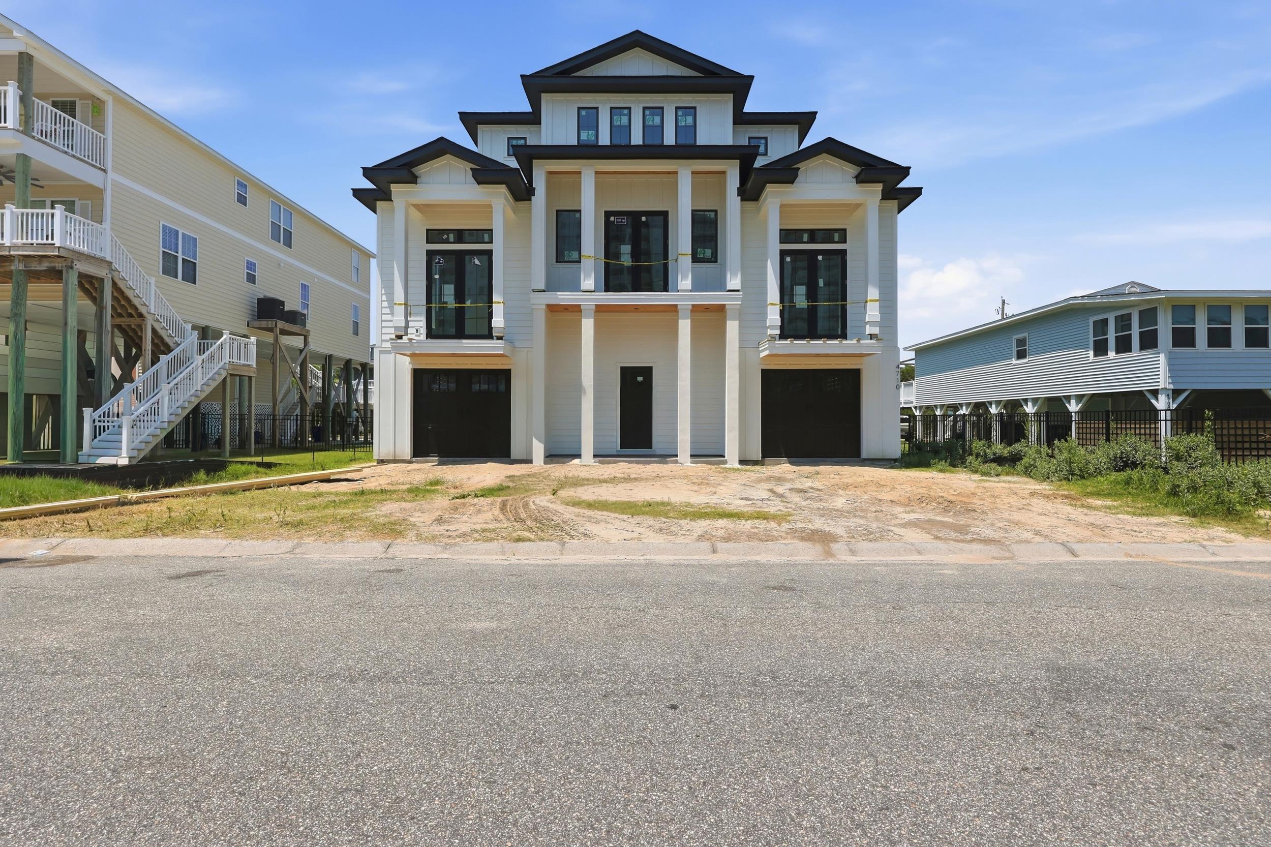 4710 Surf St. Property Photo 12