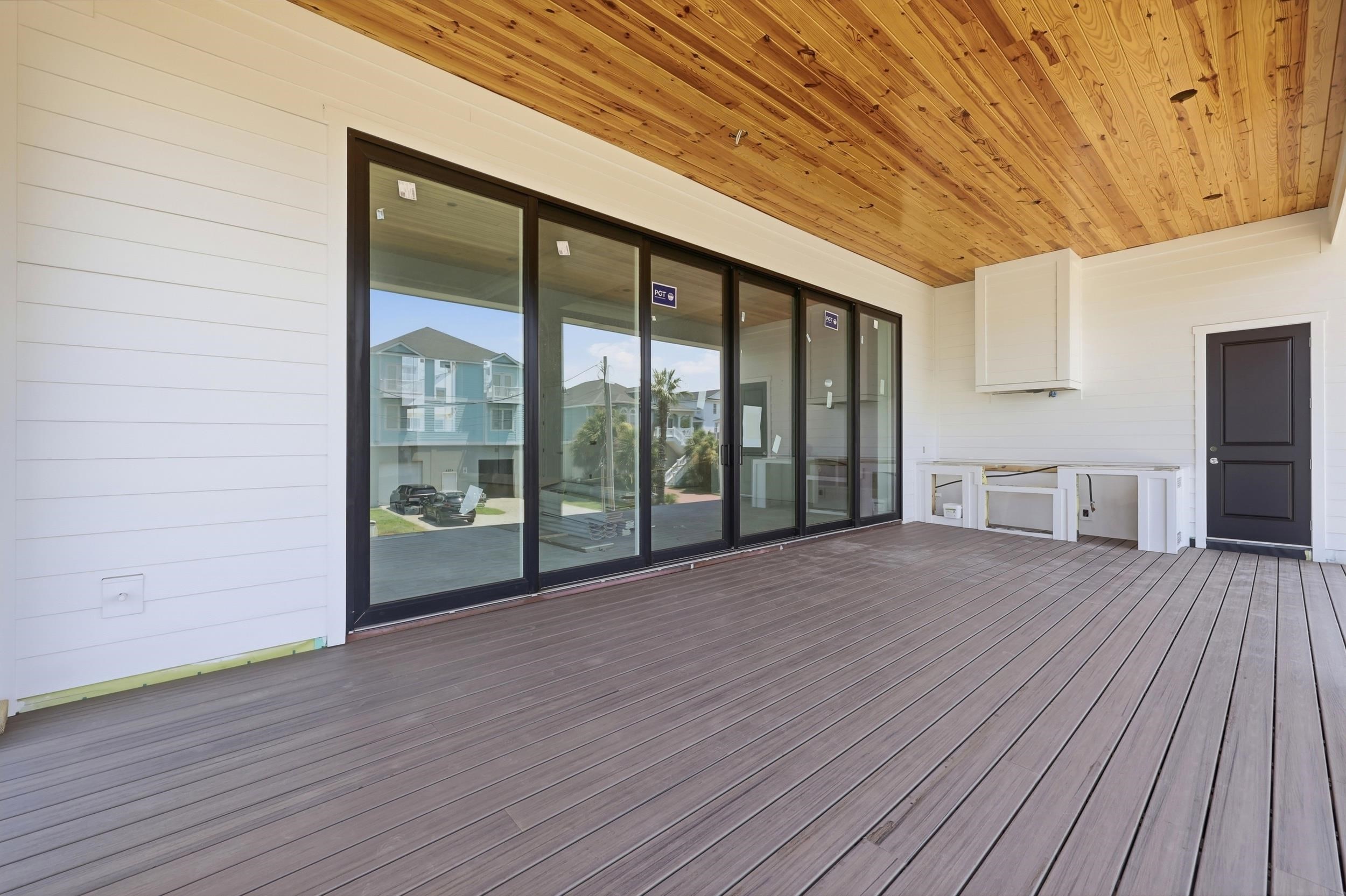 4710 Surf St. Property Photo 31