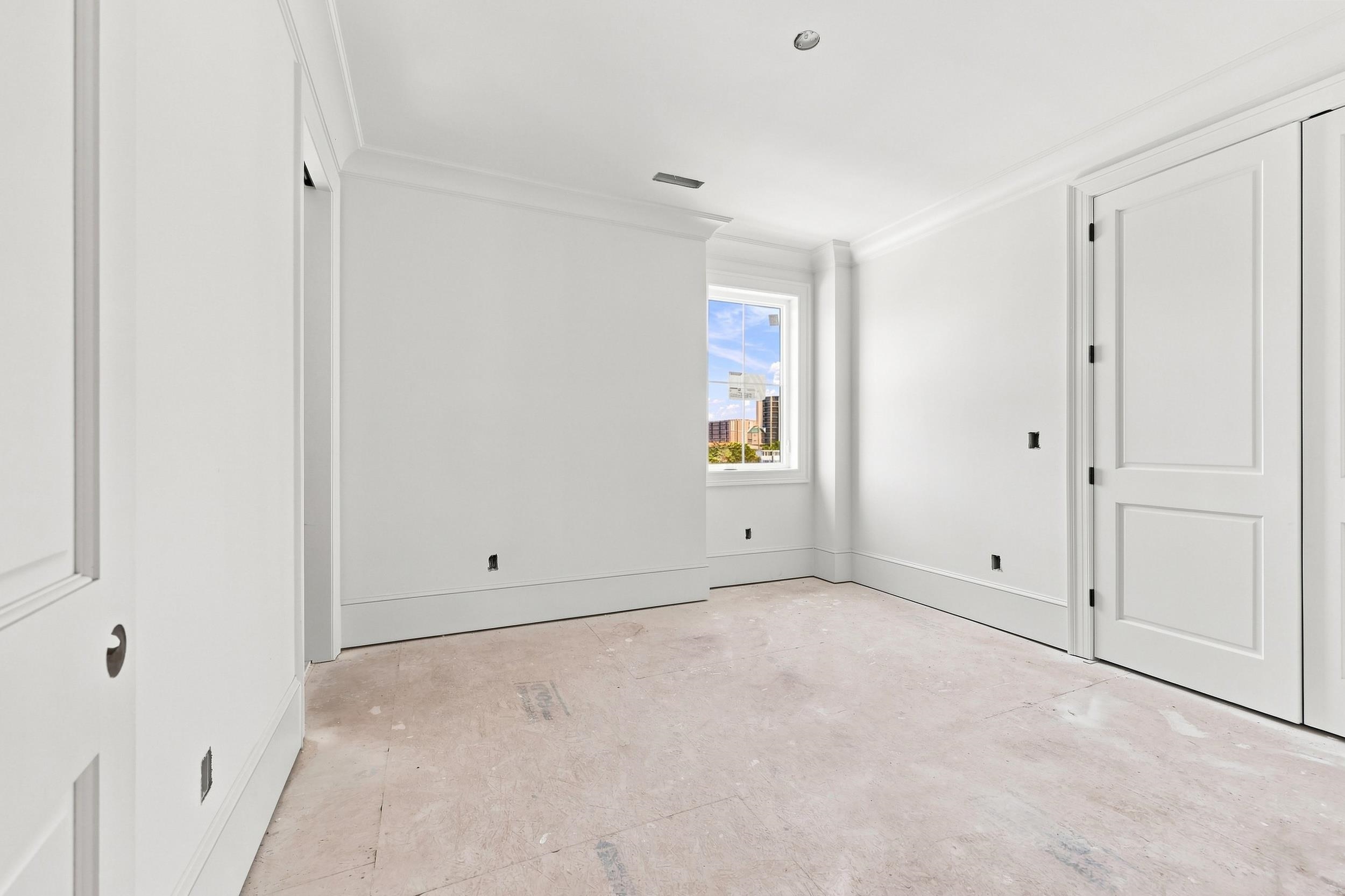 4710 Surf St. Property Photo 41