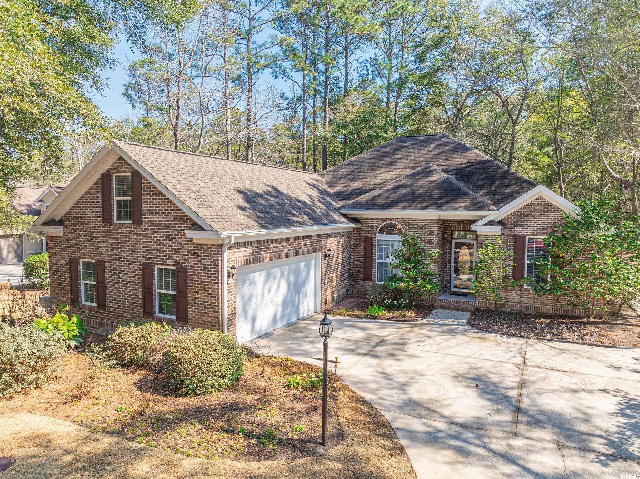 1668 Club Circle Property Photo