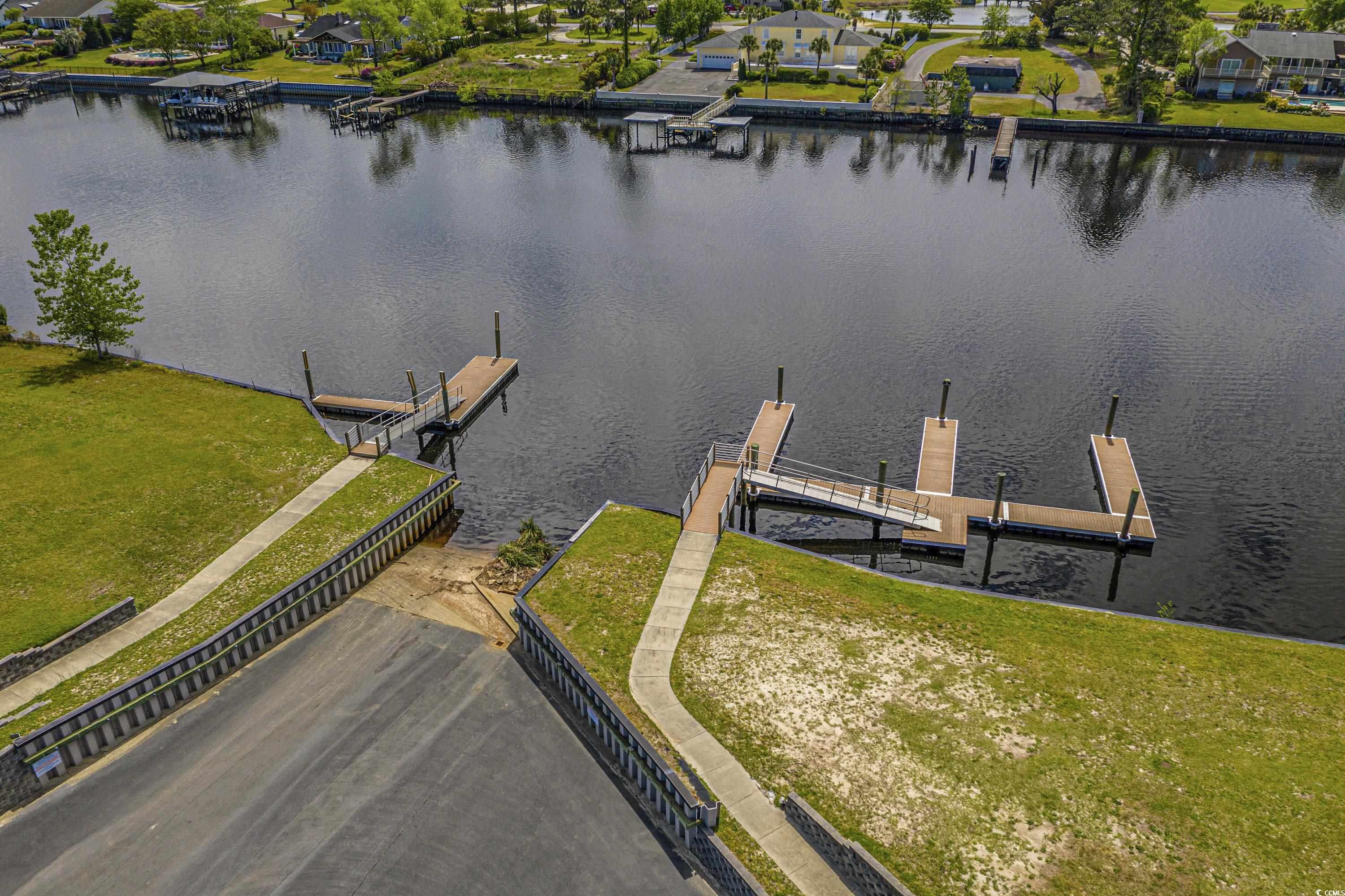 748 Crystal Water Way Property Photo 14
