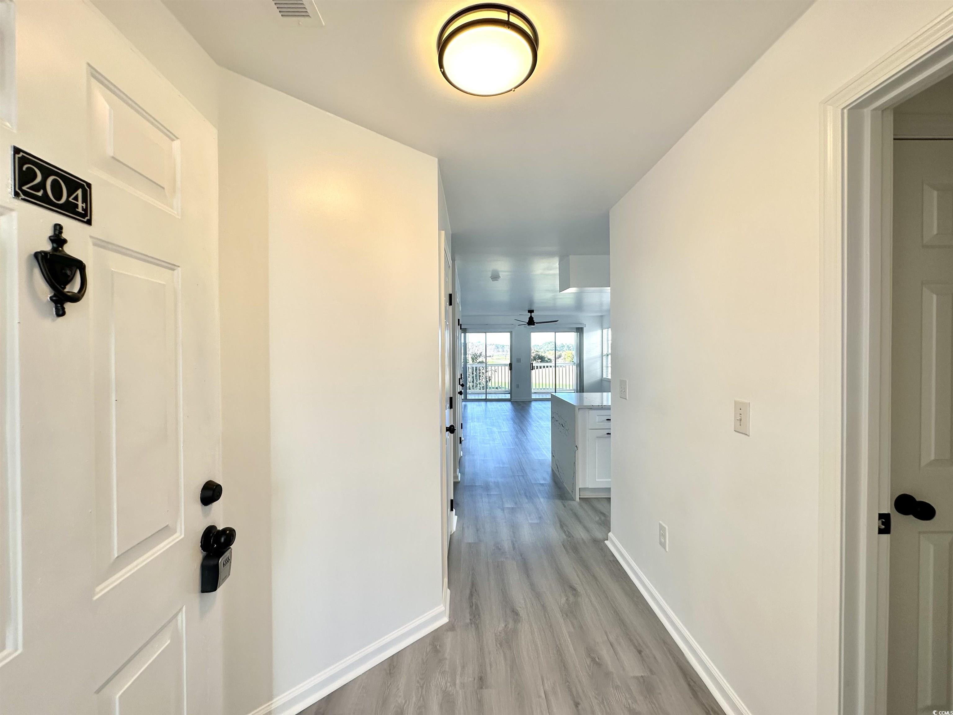 5000 Windsor Green Way Property Photo 3
