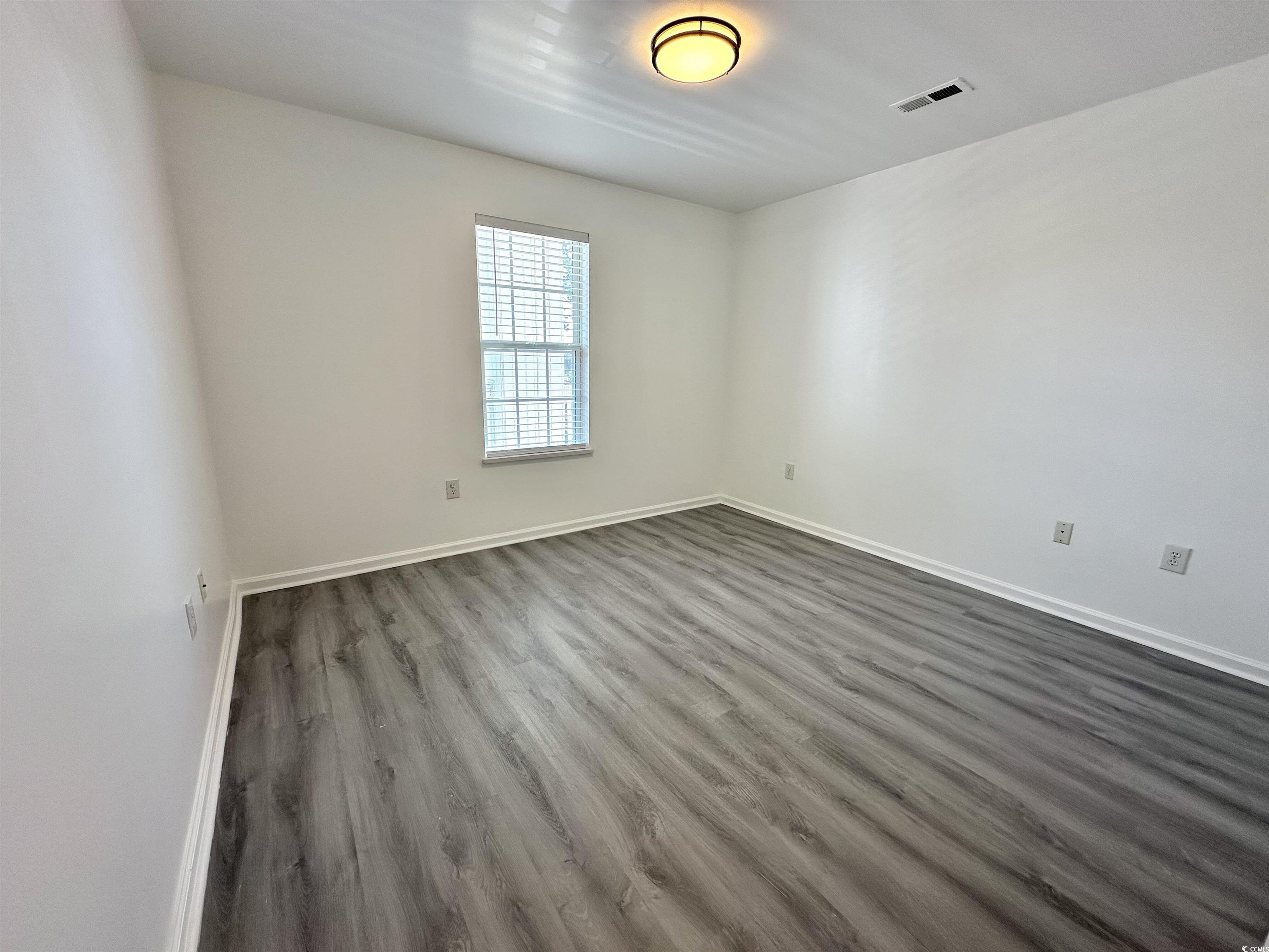 5000 Windsor Green Way Property Photo 11