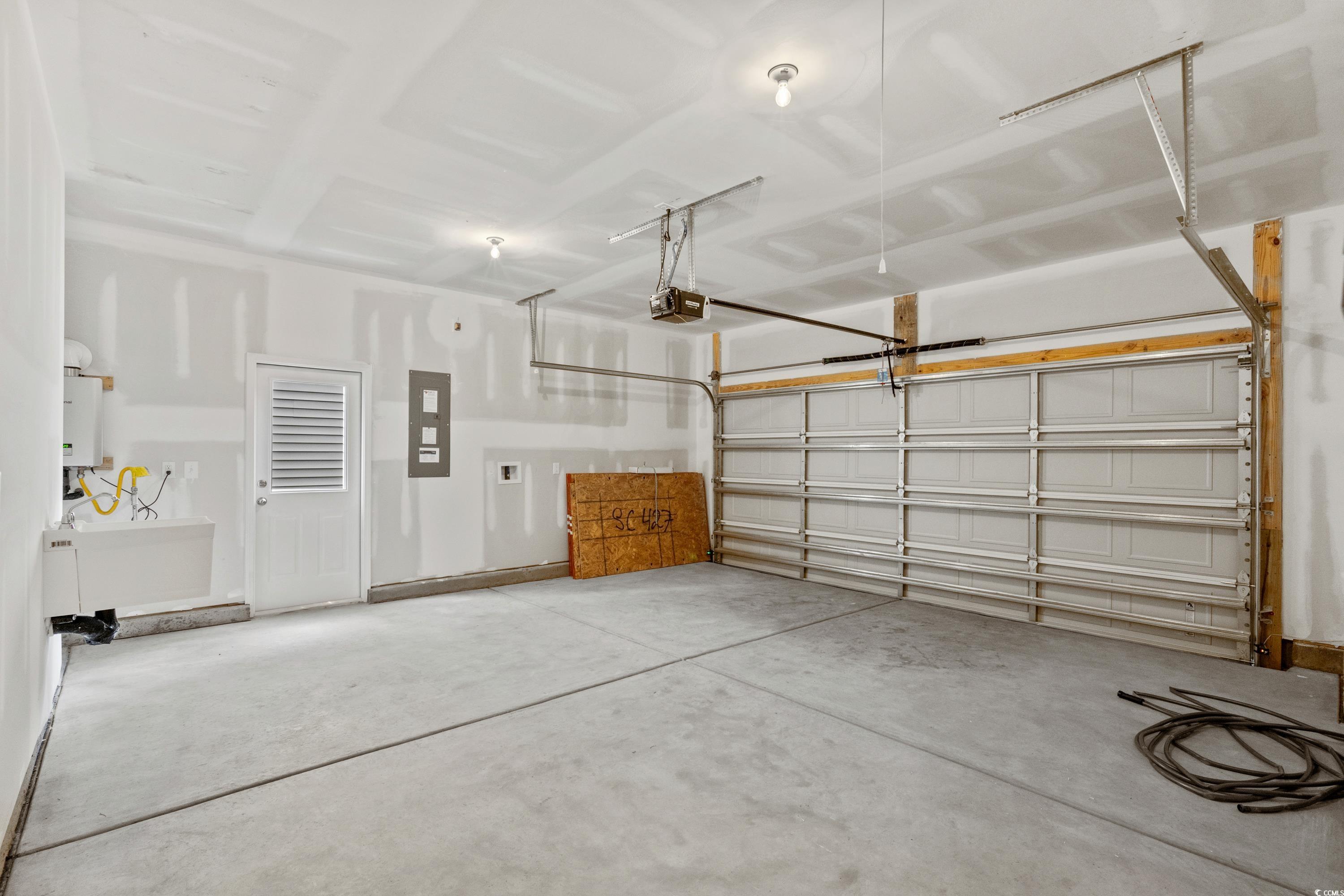 444 Sun Colony Blvd. Property Photo 28