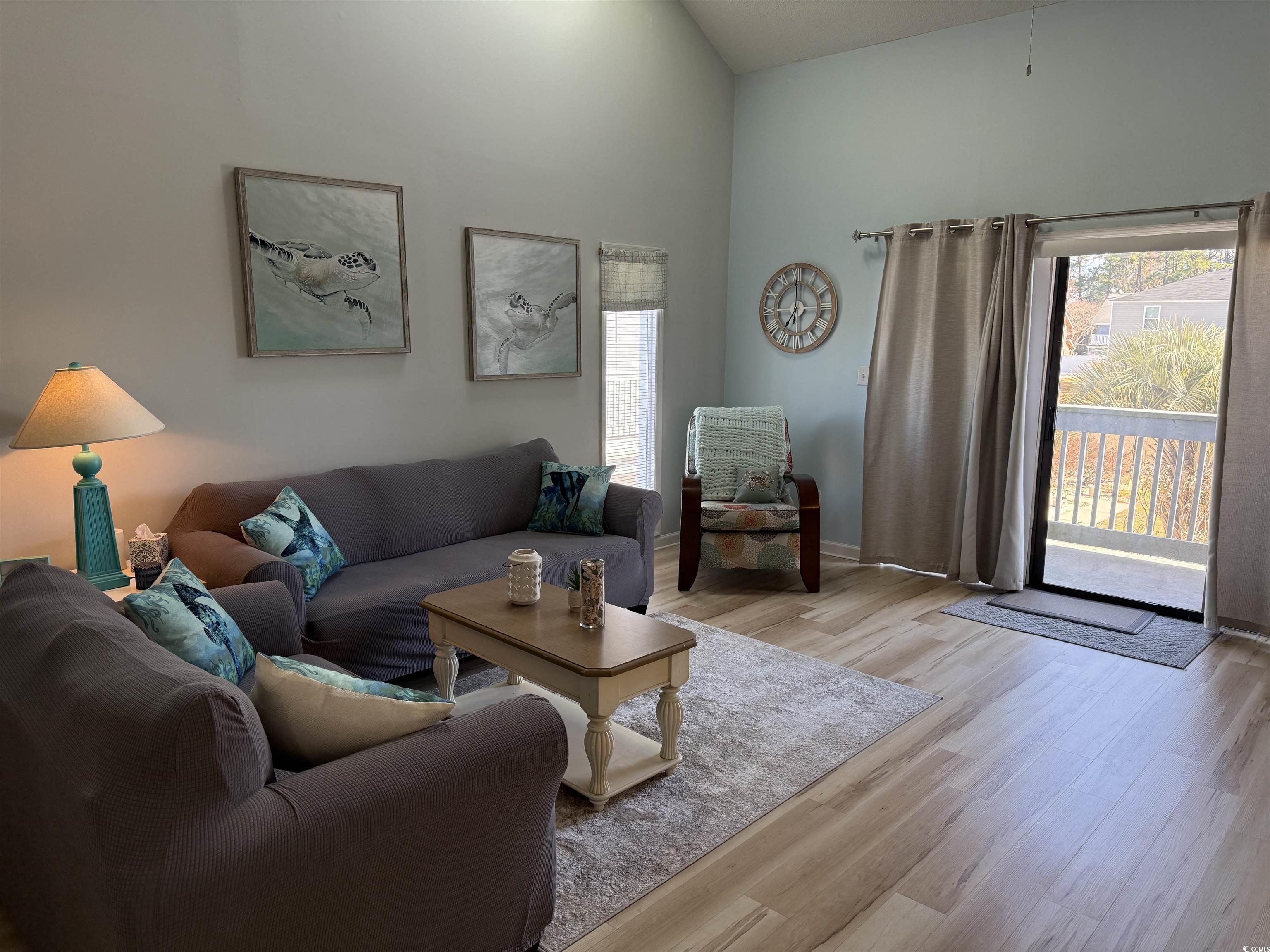 1890 Colony Dr. Property Photo 6