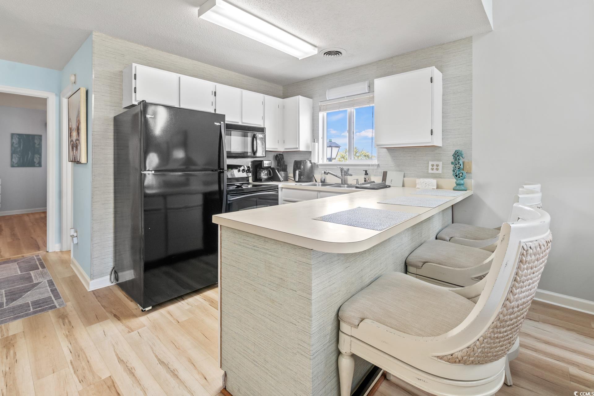 1890 Colony Dr. Property Photo 20