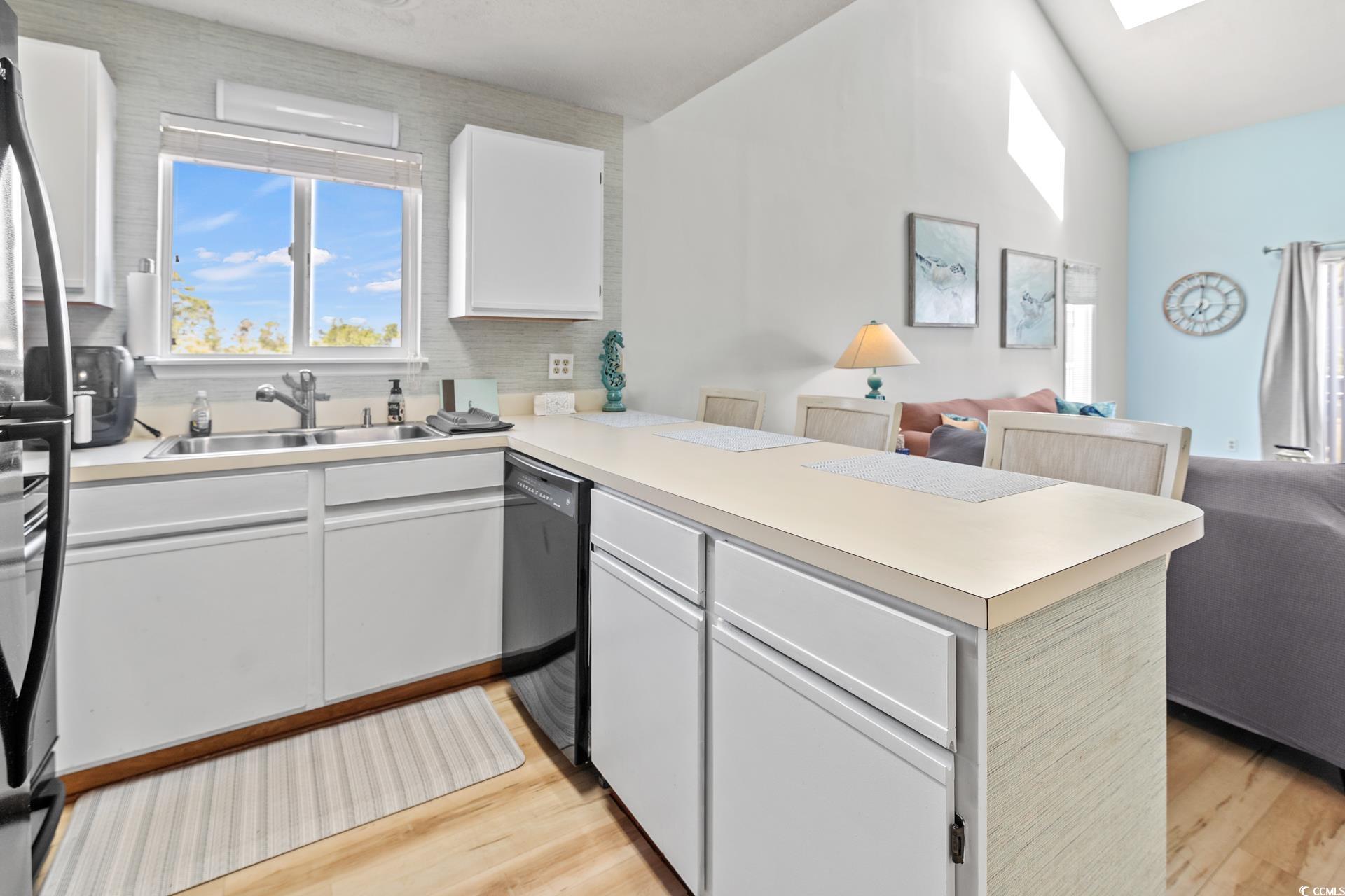 1890 Colony Dr. Property Photo 27