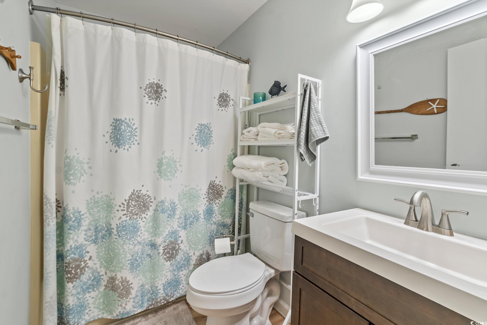 1890 Colony Dr. Property Photo 28