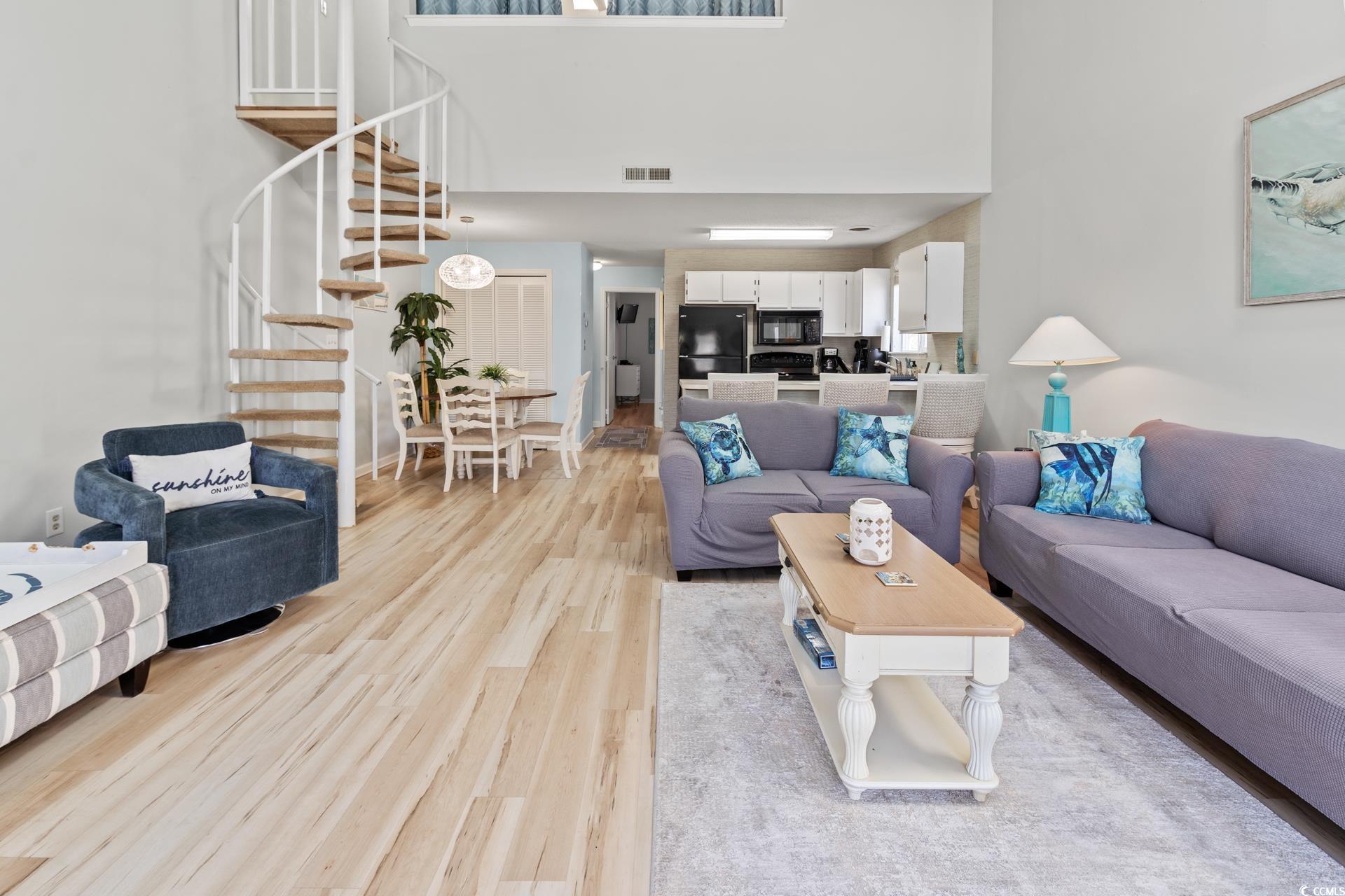 1890 Colony Dr. Property Photo 40