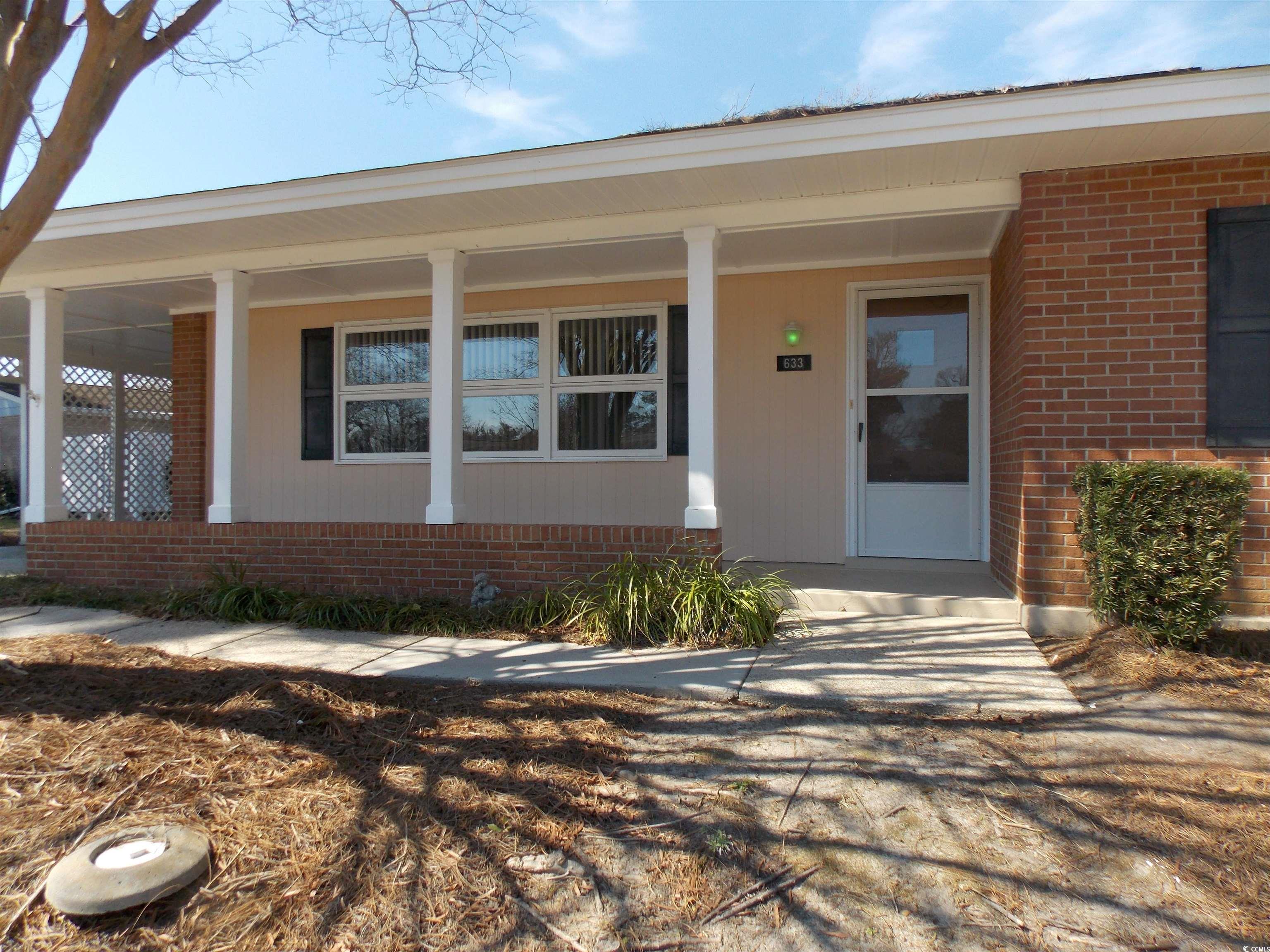 633 Redwood Ave. Property Photo