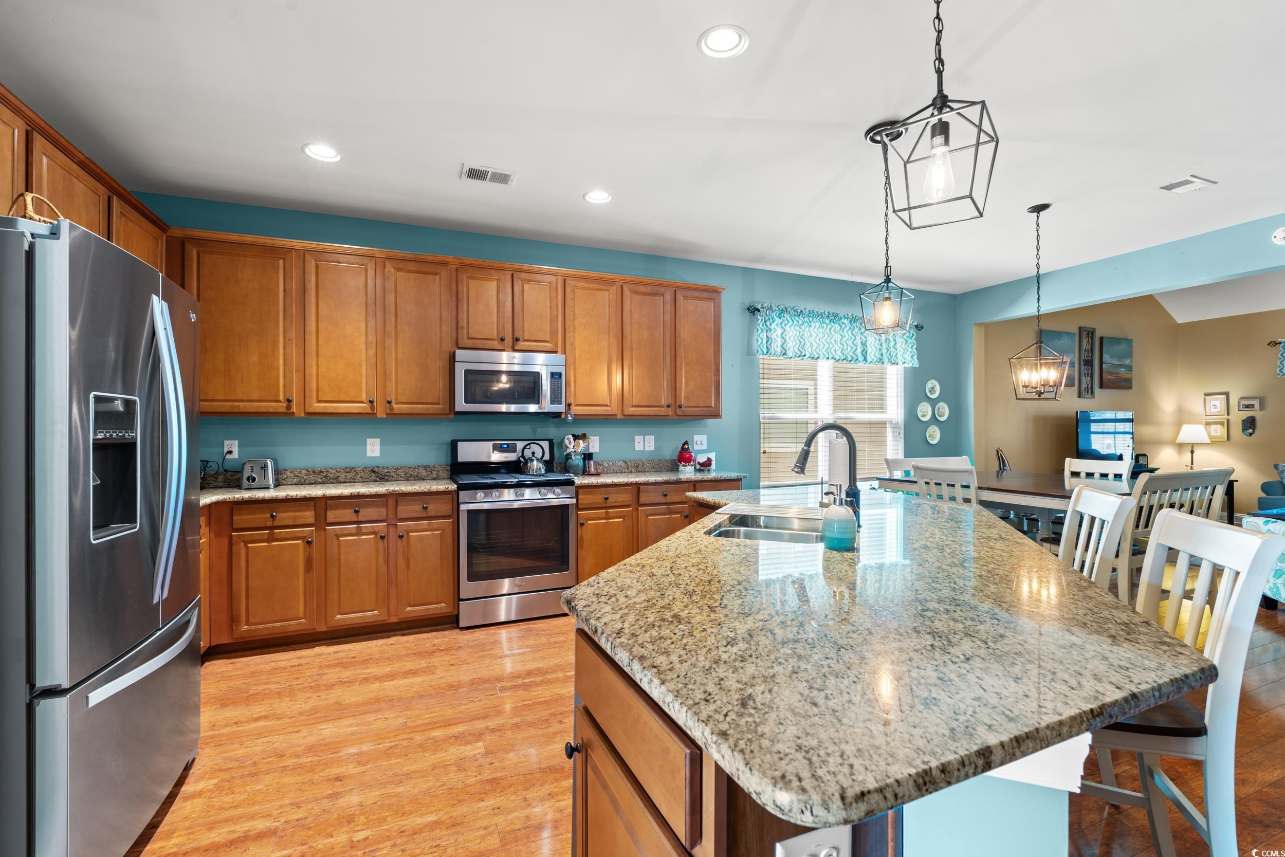 1837 Orchard Dr. Property Photo 3