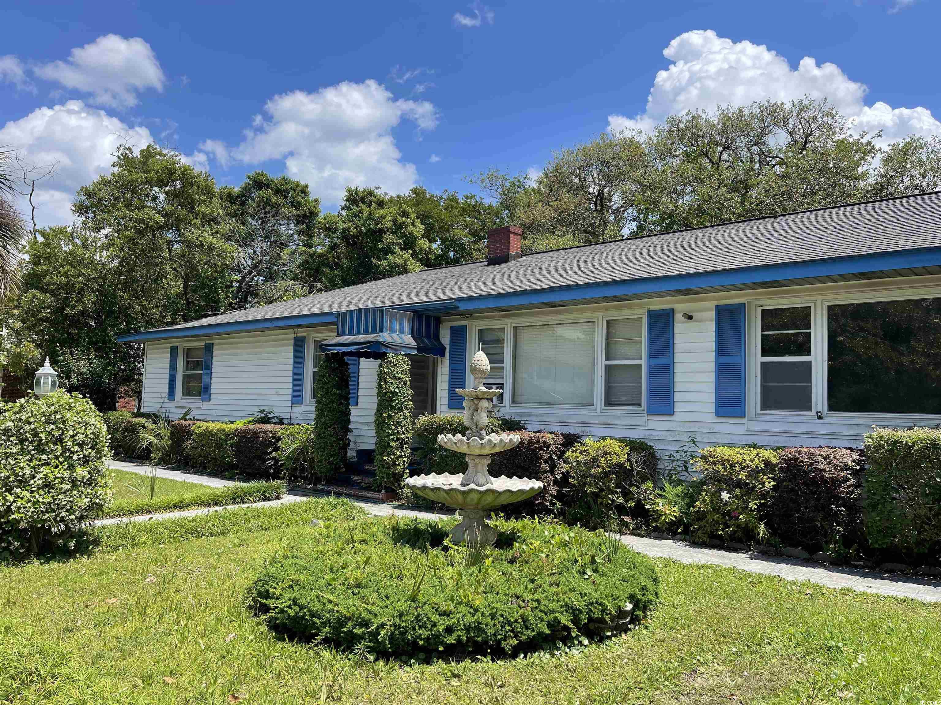 1007 Yaupon Dr. Property Photo 2