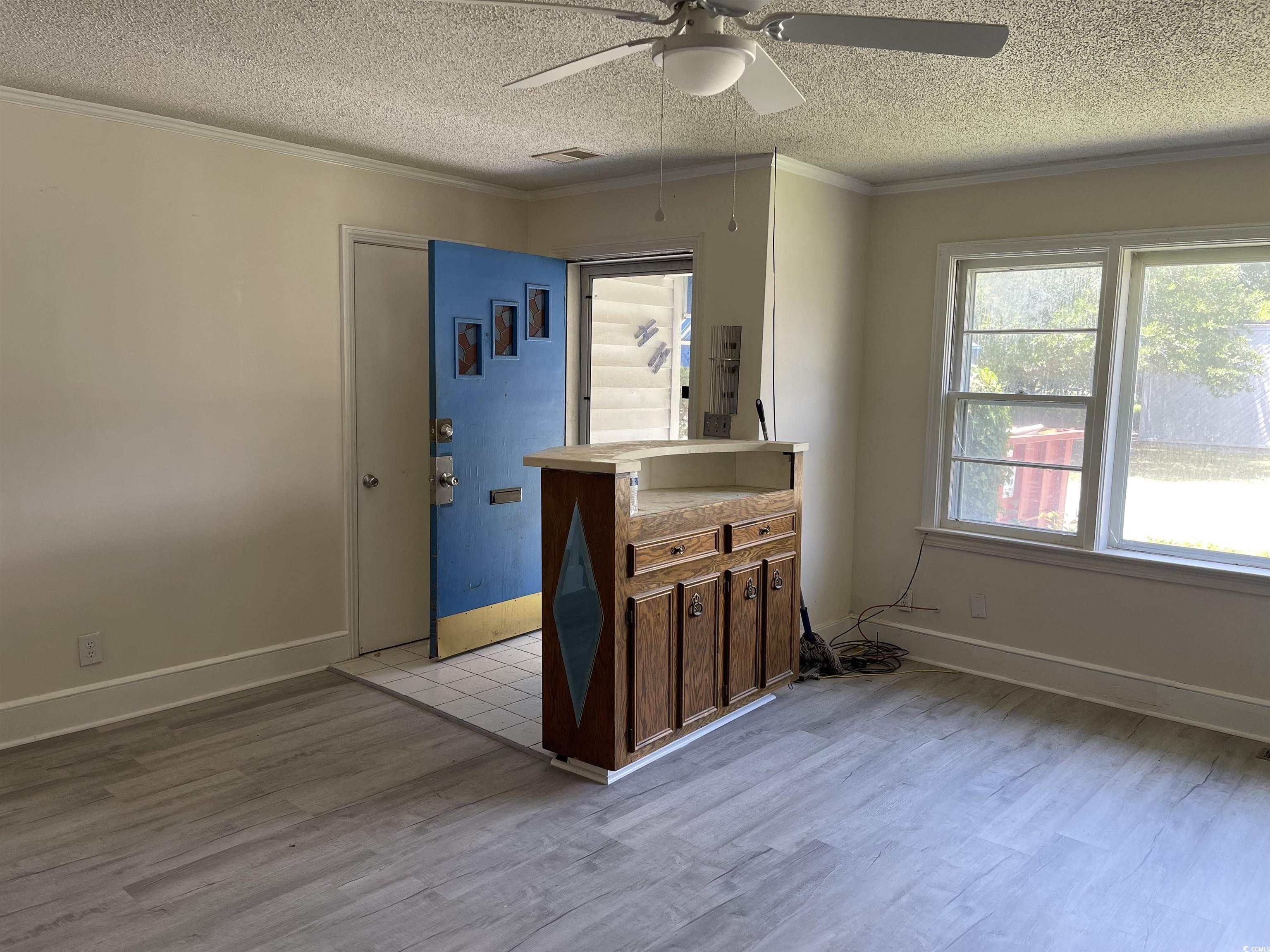 1007 Yaupon Dr. Property Photo 6