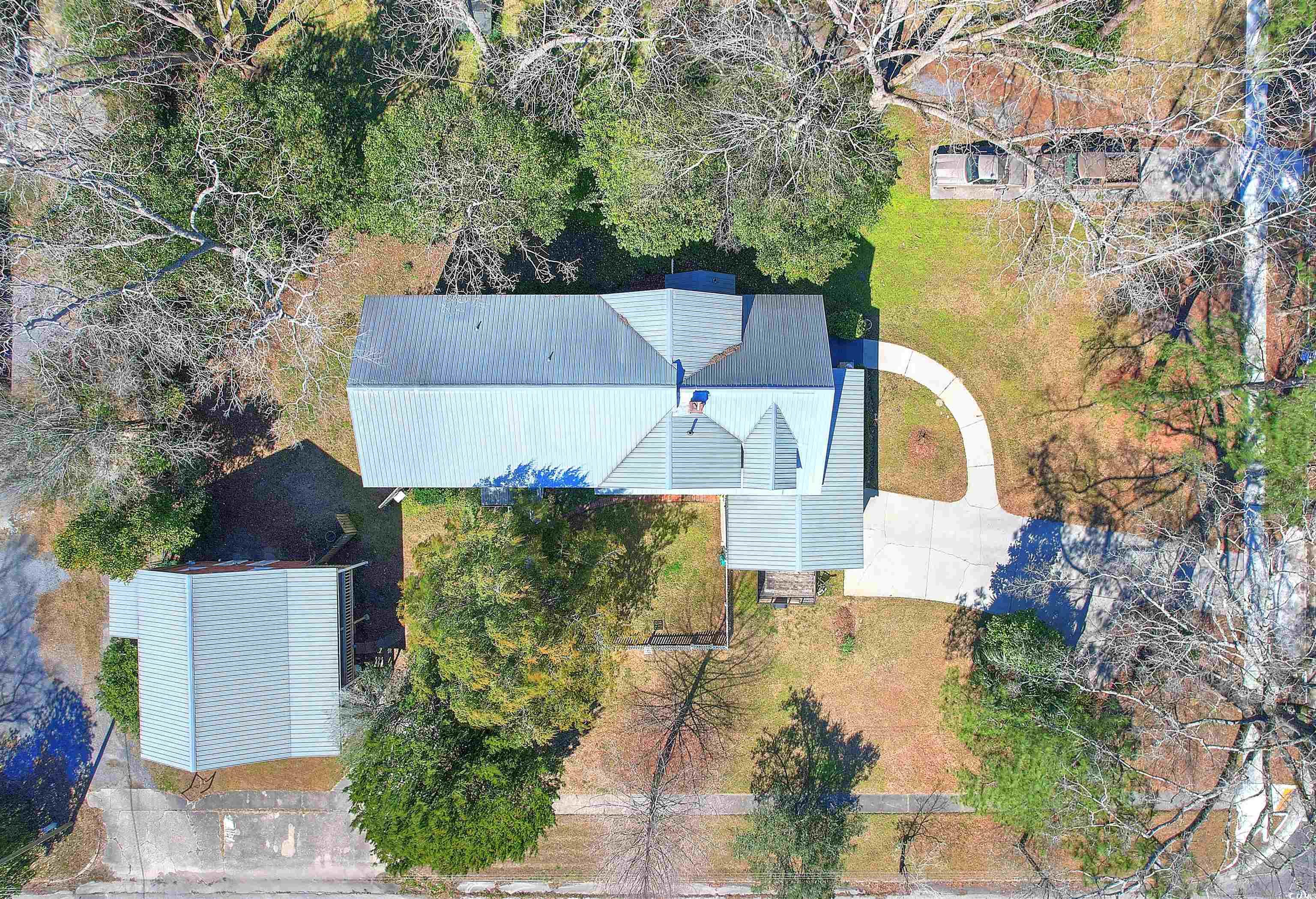 112 S Rosemary Ave. Property Photo 3