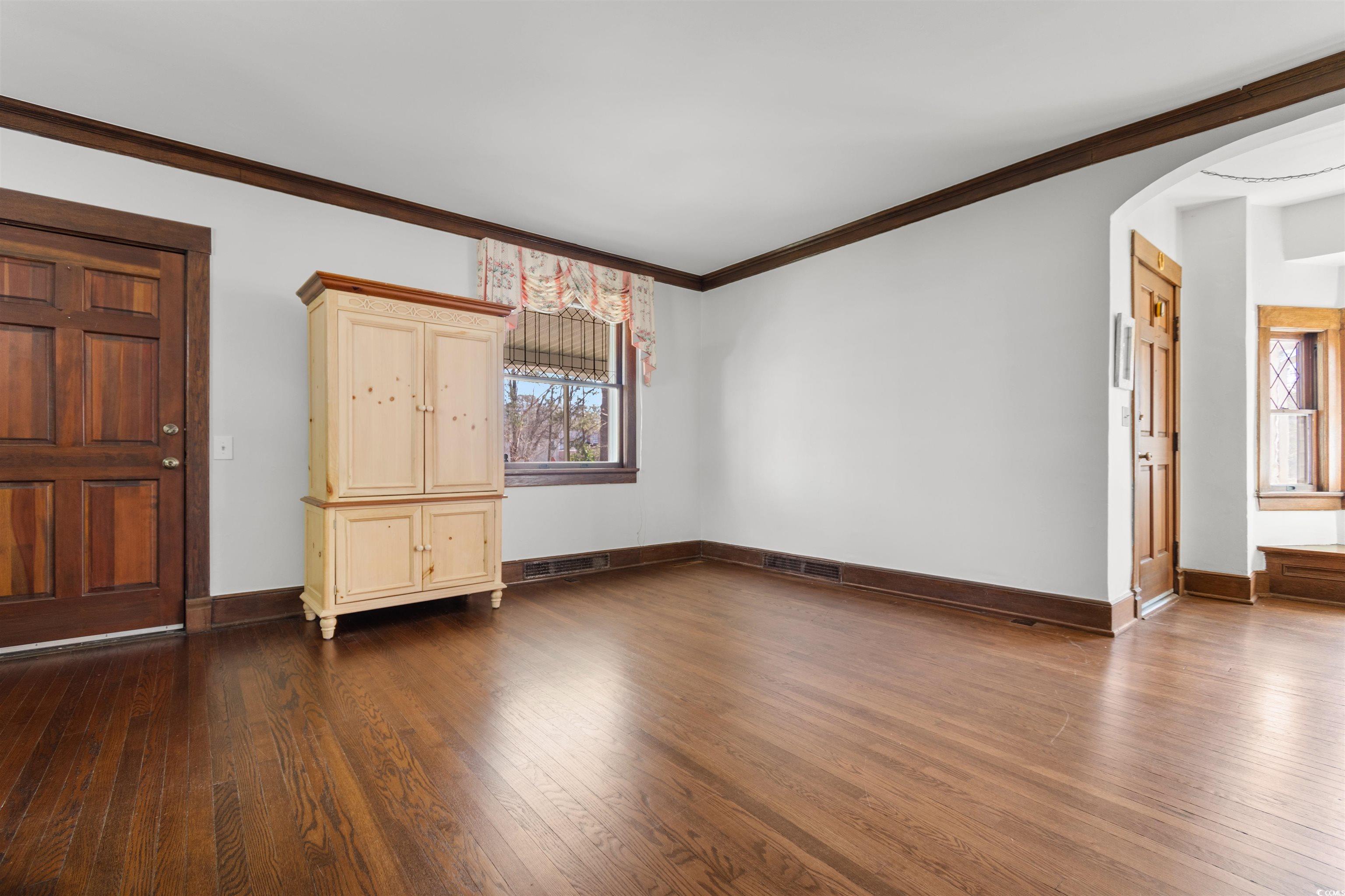 112 S Rosemary Ave. Property Photo 8