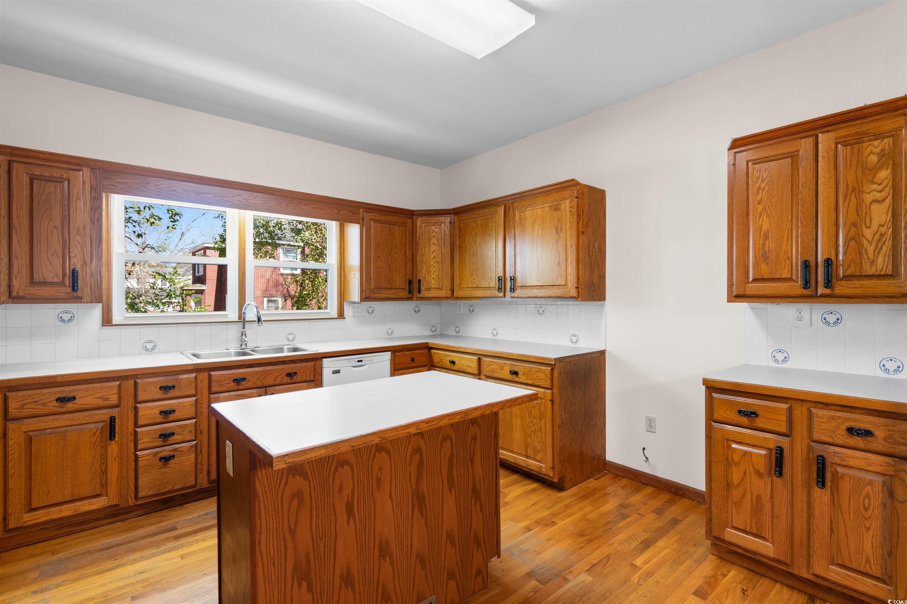 112 S Rosemary Ave. Property Photo 13