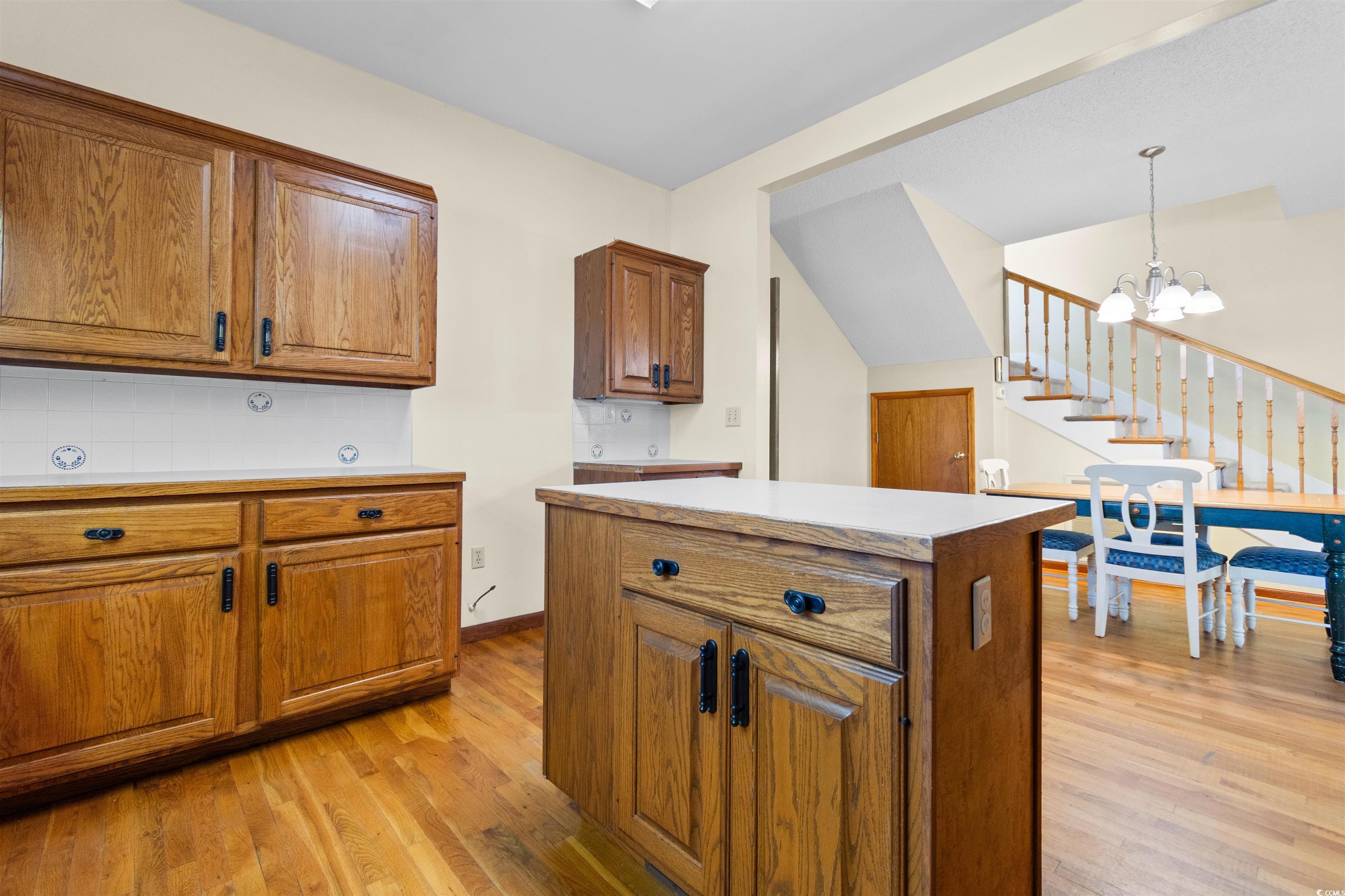 112 S Rosemary Ave. Property Photo 15