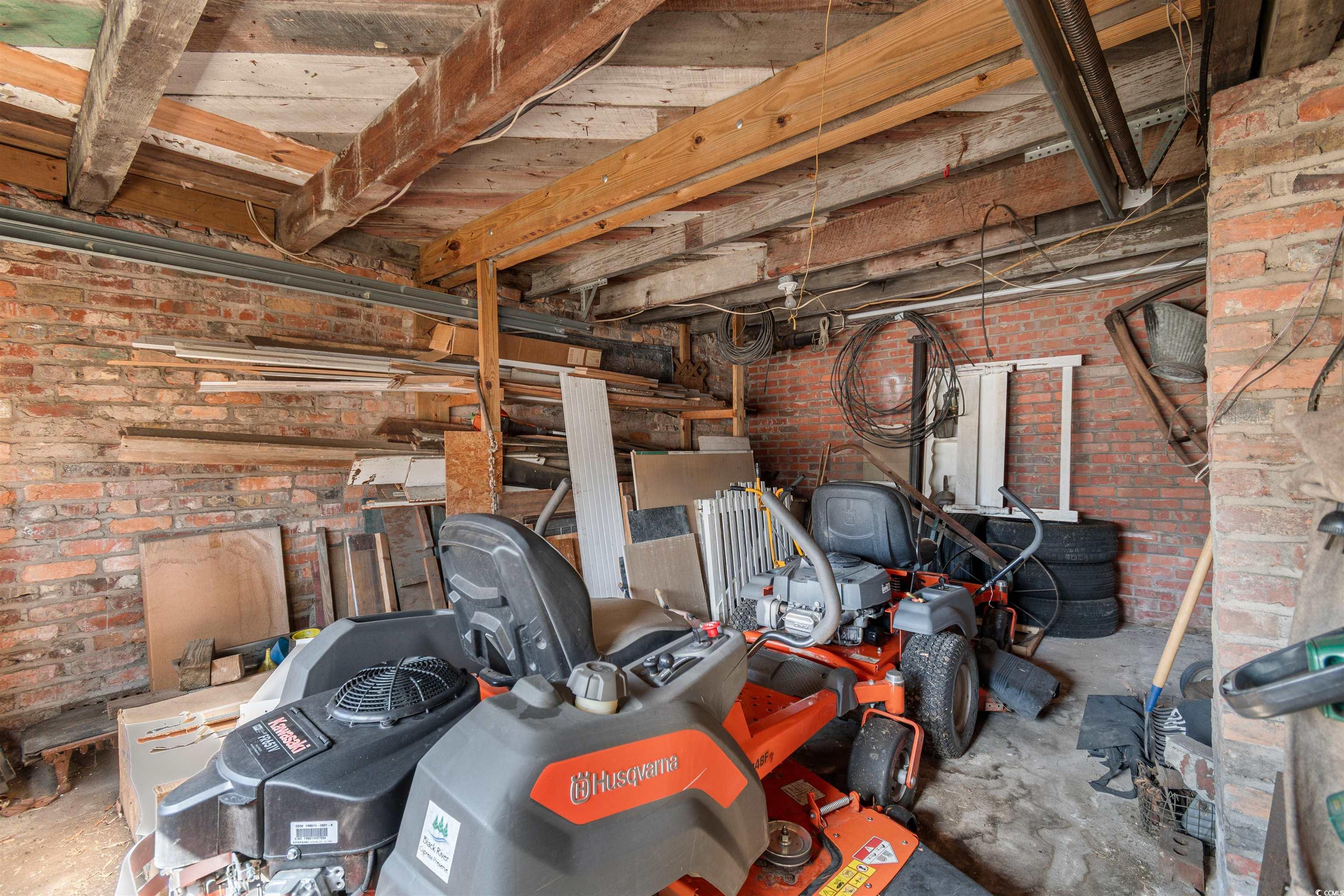 112 S Rosemary Ave. Property Photo 38