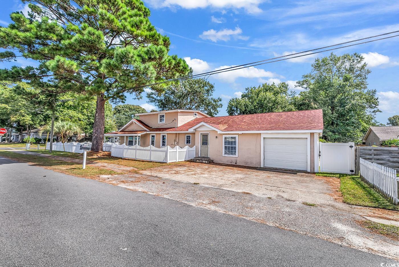 111 S Poplar Dr. Property Photo