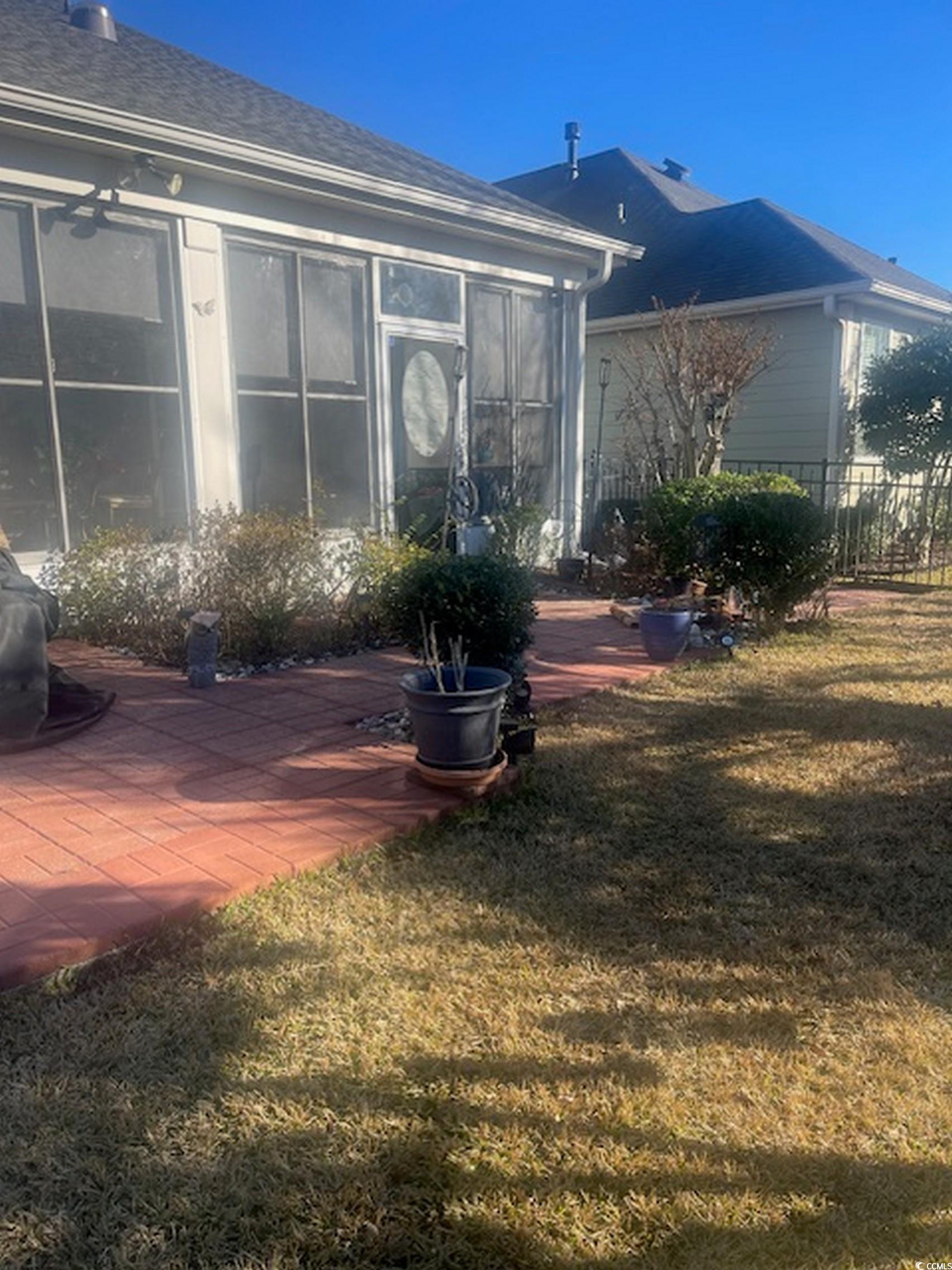1575 Berkshire Ave. Property Photo 19