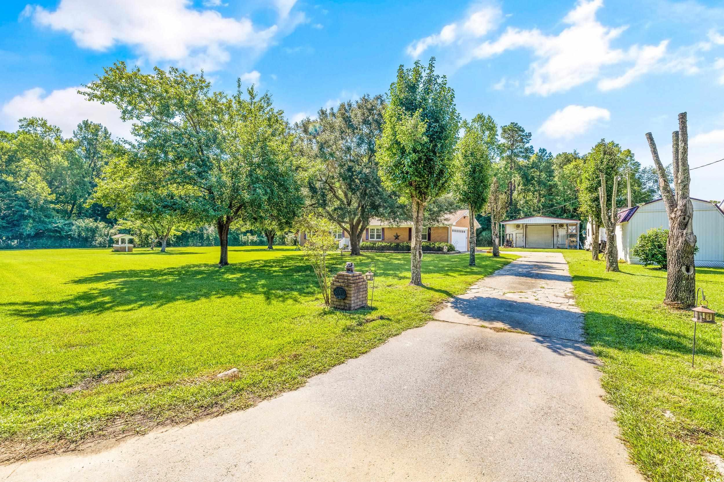 2070 Harris Short Cut Rd. Property Photo 2