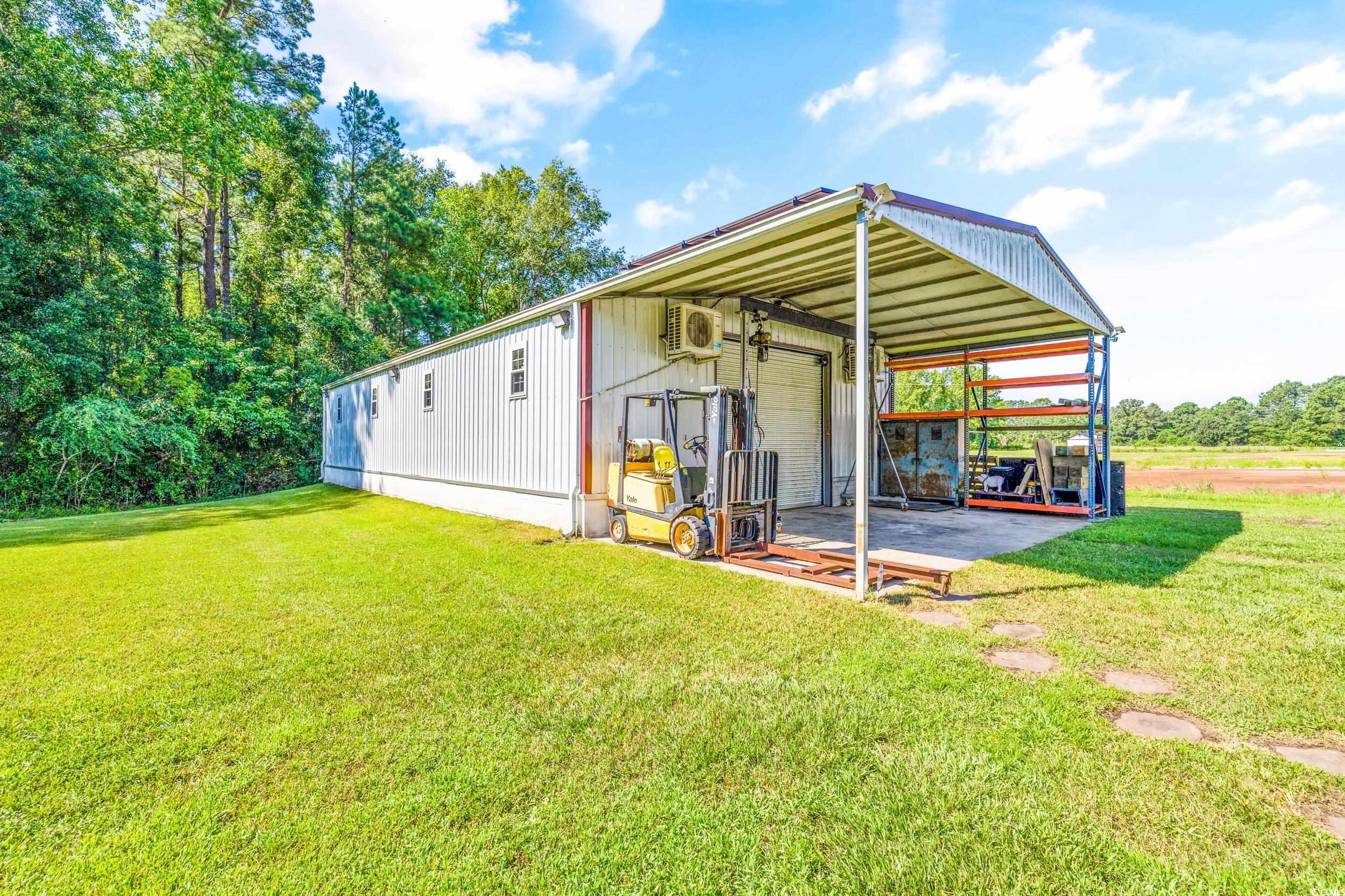 2070 Harris Short Cut Rd. Property Photo 5