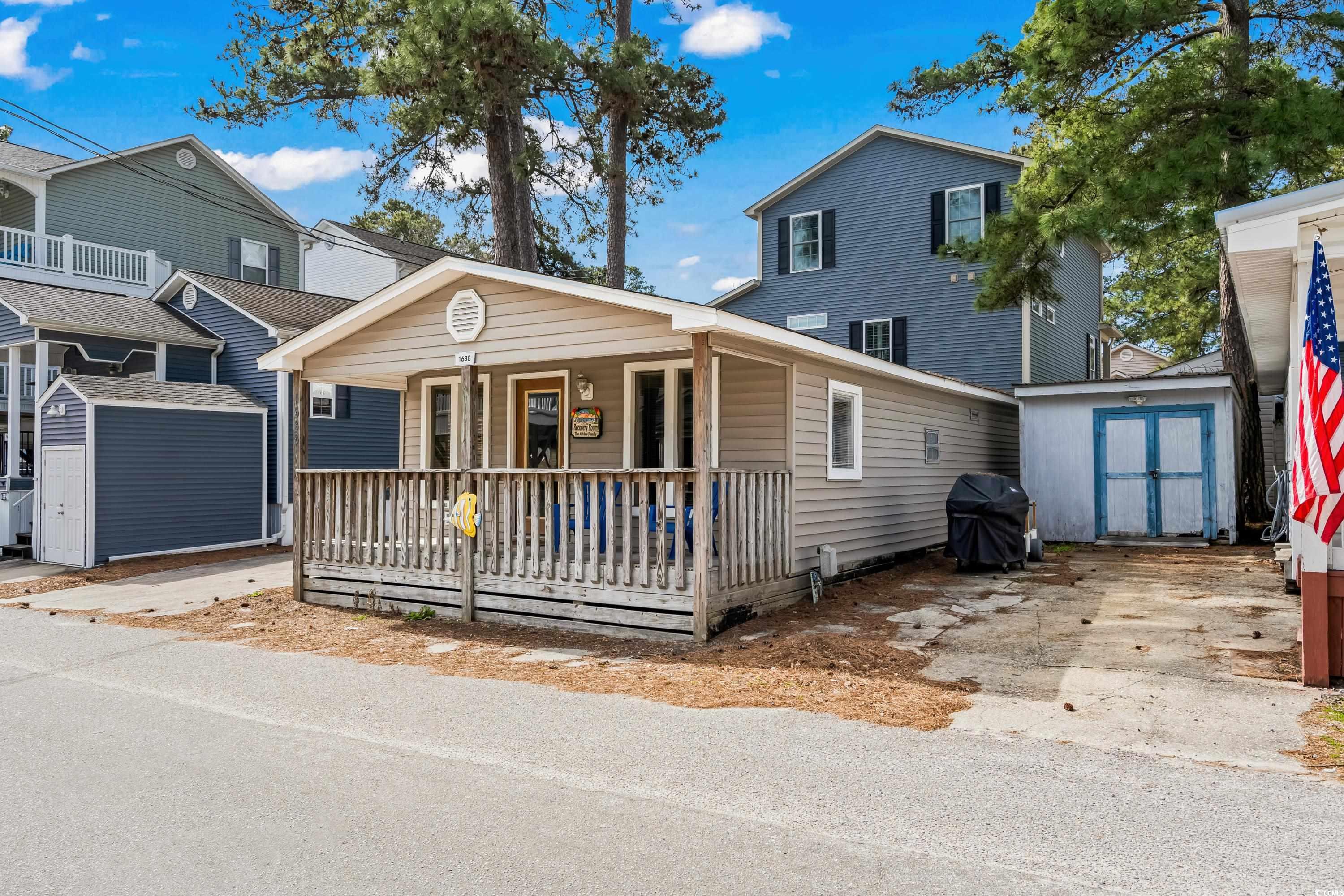 6001- 1688 S Kings Highway Property Photo 3