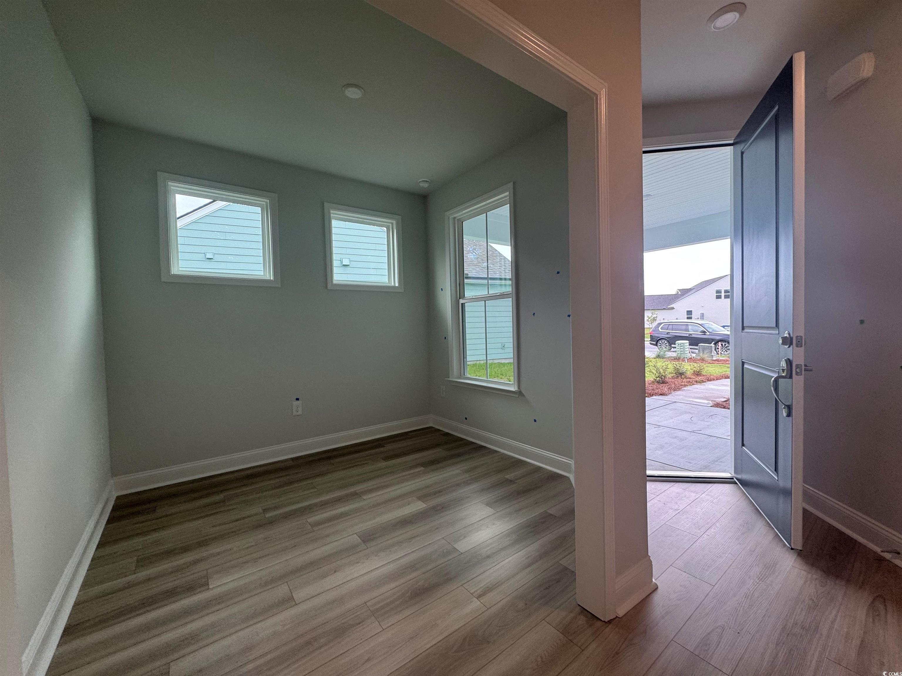 1229 Lady Bird Way Property Photo 4