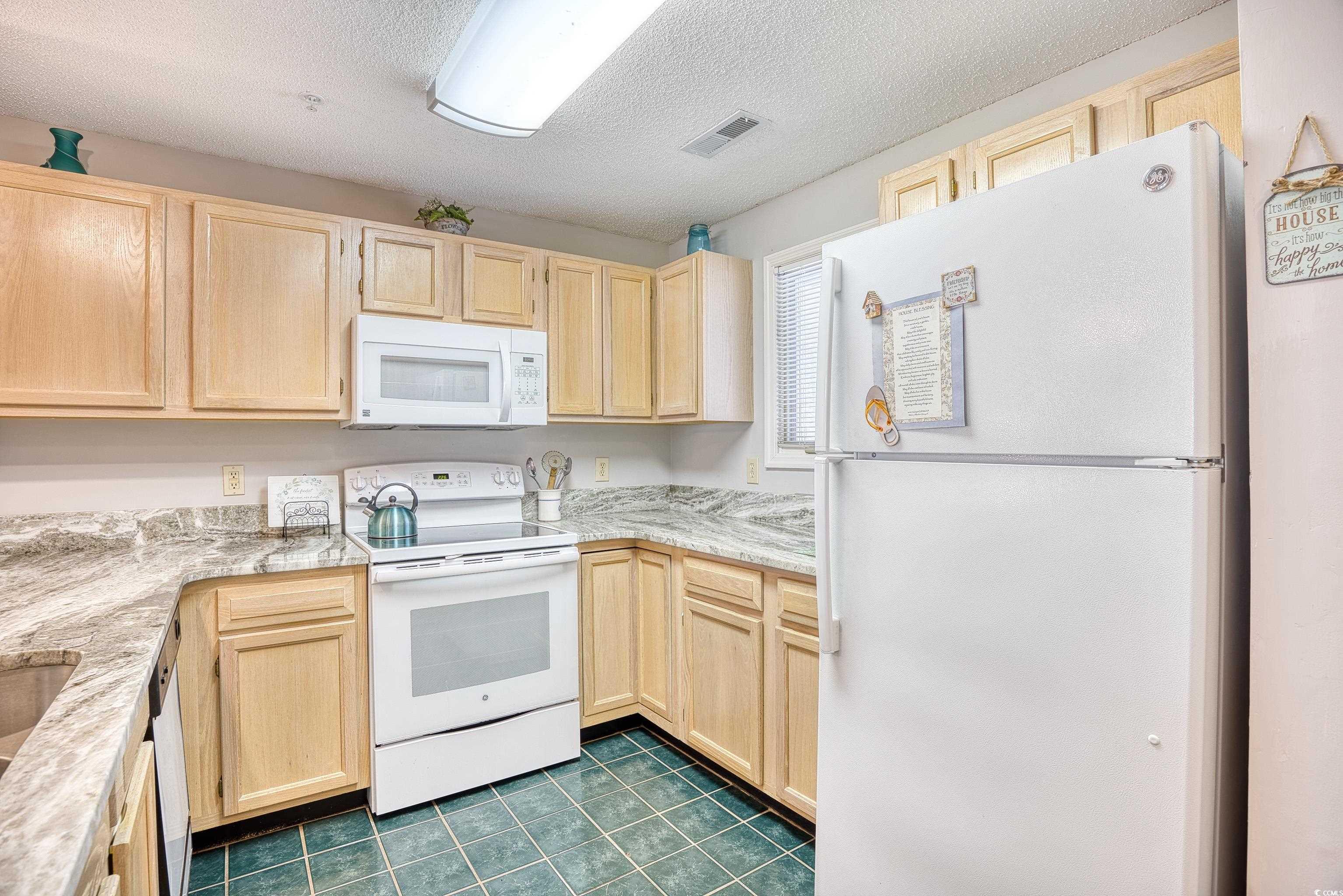 1221 Tidewater Dr. Property Photo 10