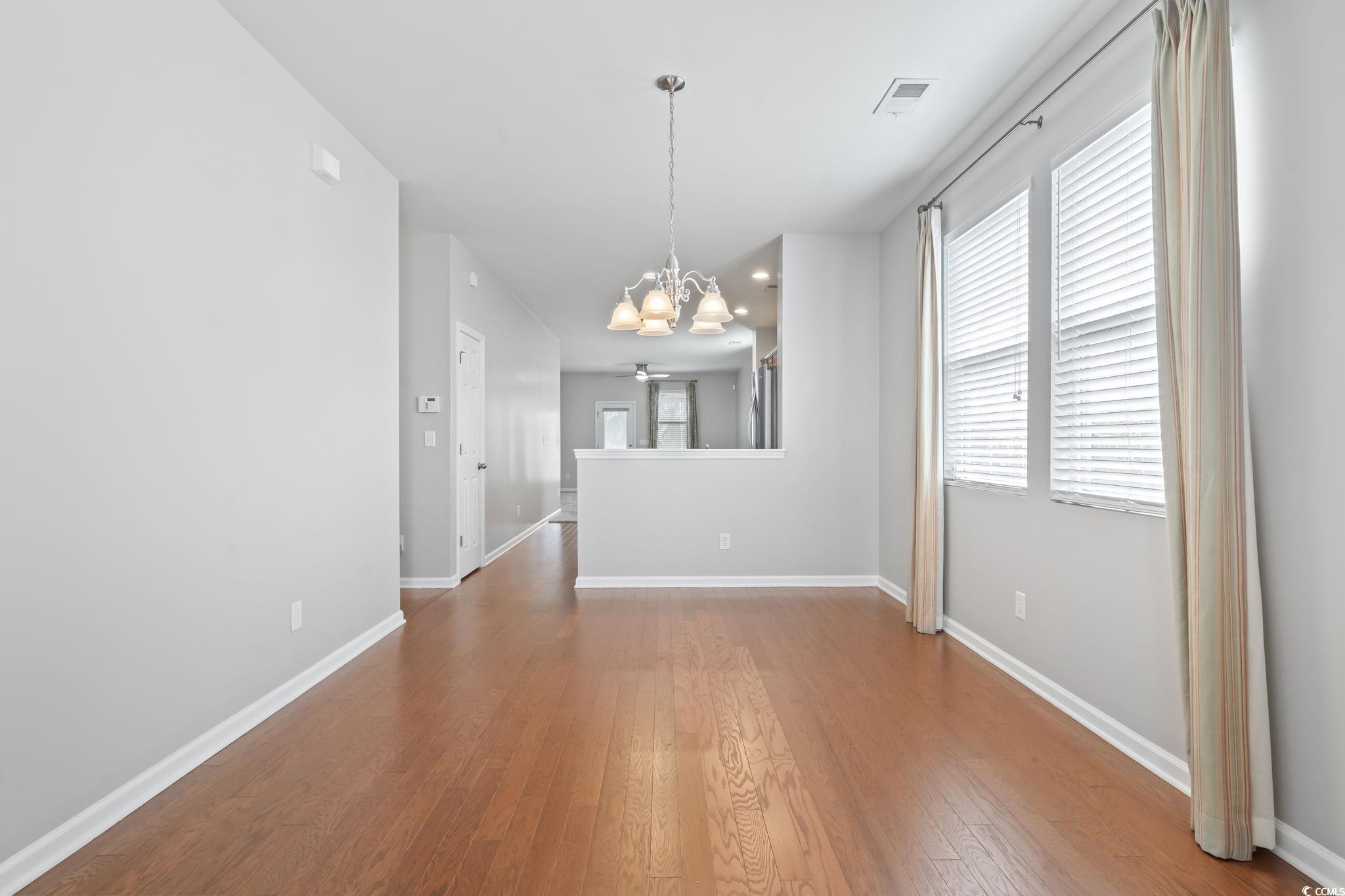 1097 Balmore Dr. Property Photo 4