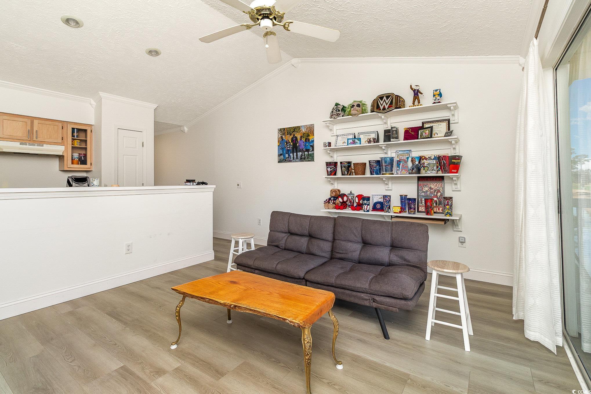 597 Blue River Ct. Property Photo 6