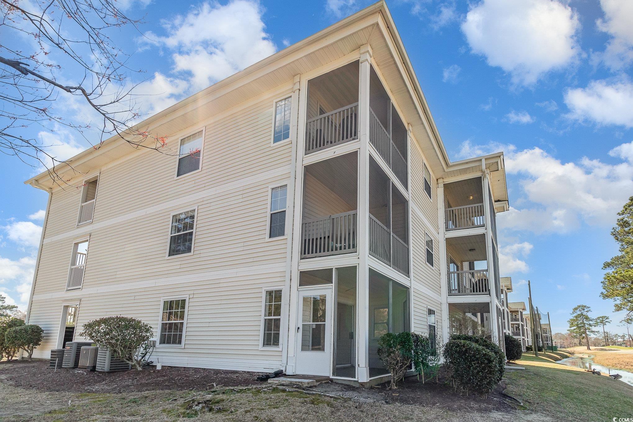 597 Blue River Ct. Property Photo 15