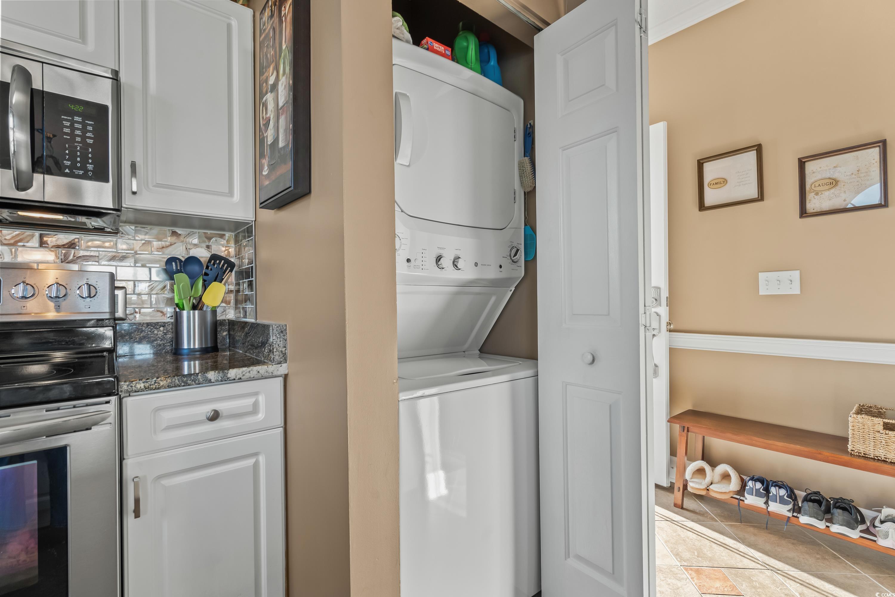4173 Hibiscus Dr. Property Photo 24