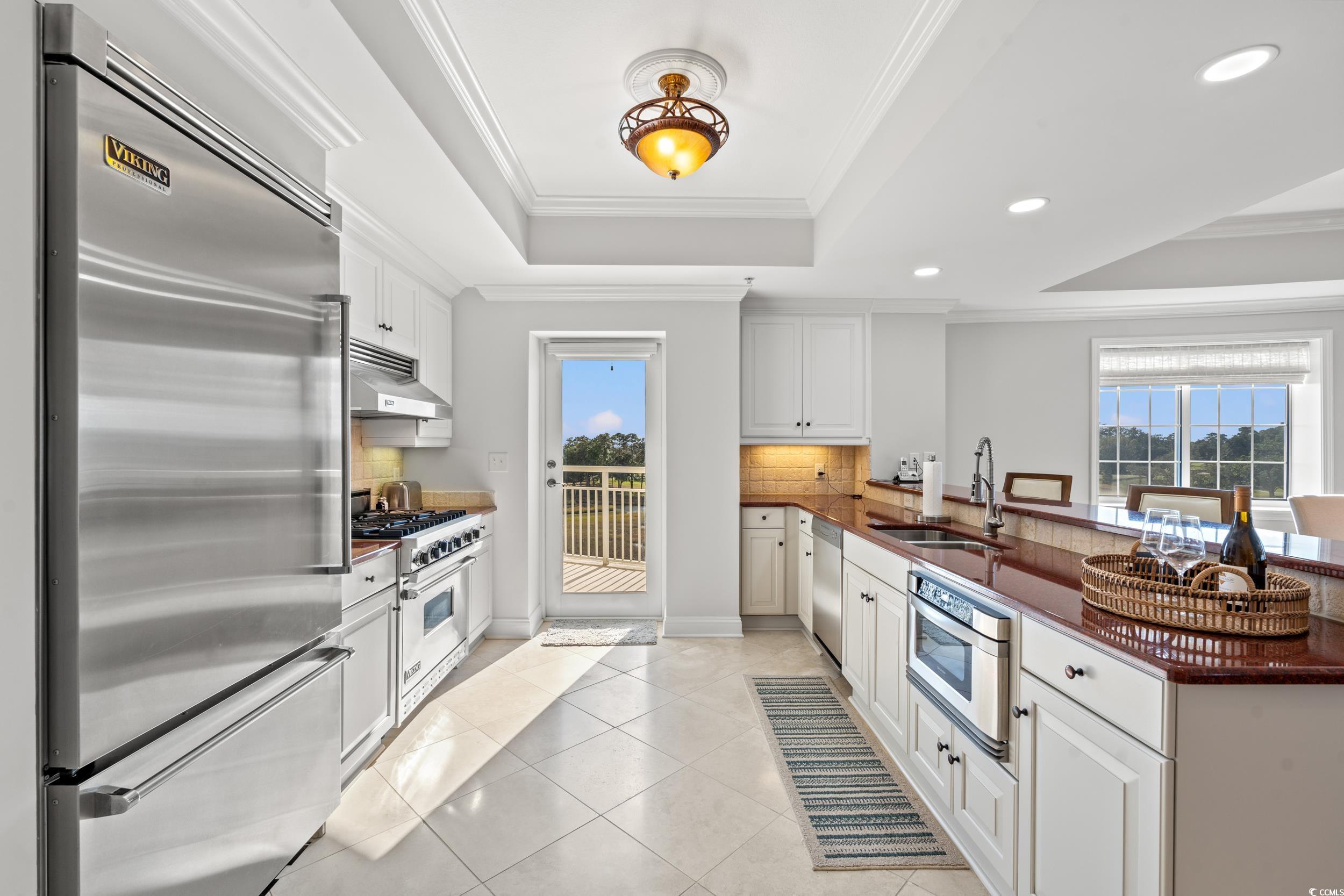 9547 Edgerton Dr. Property Photo 10