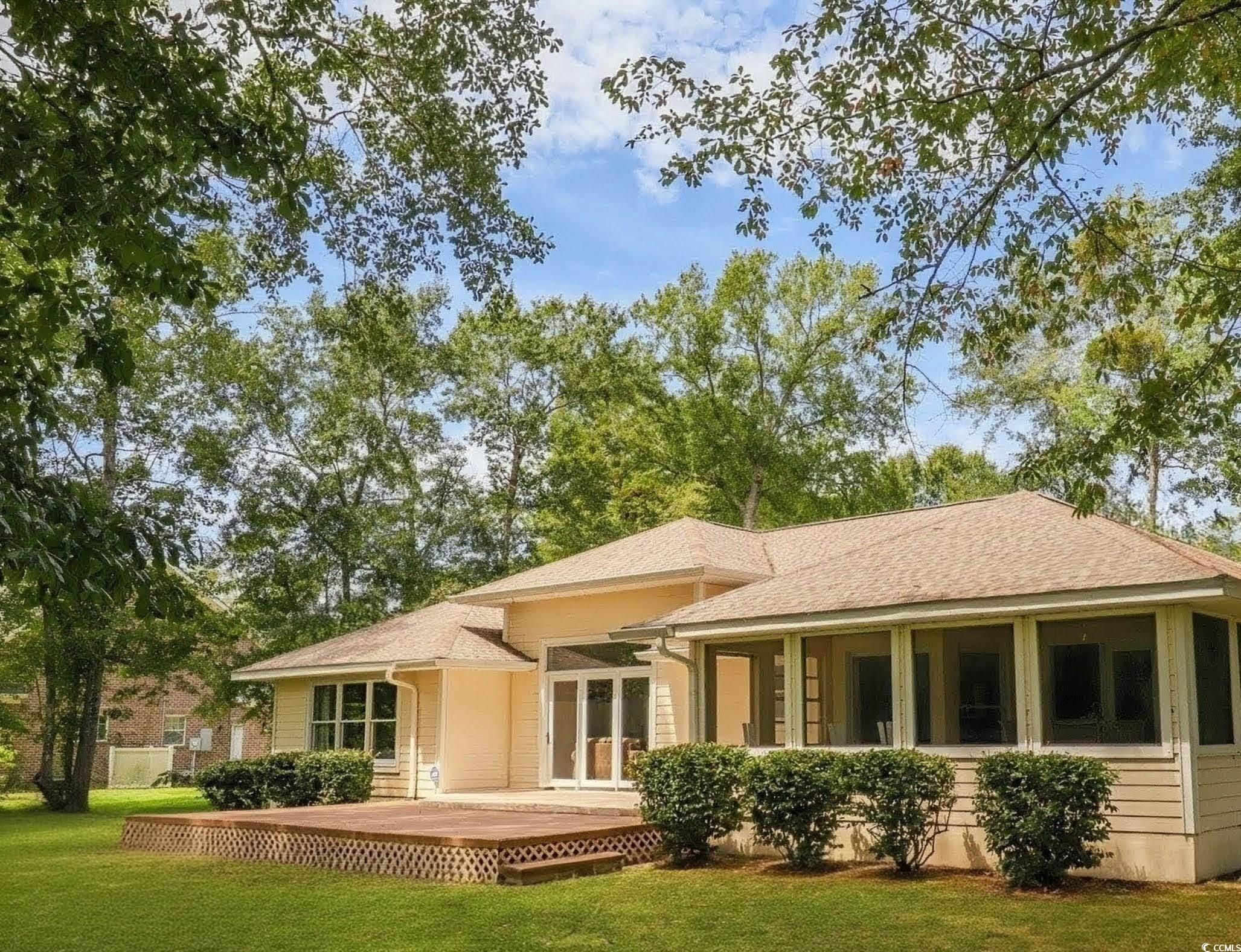 1043 Yellow Jasmine Dr. Property Photo 4
