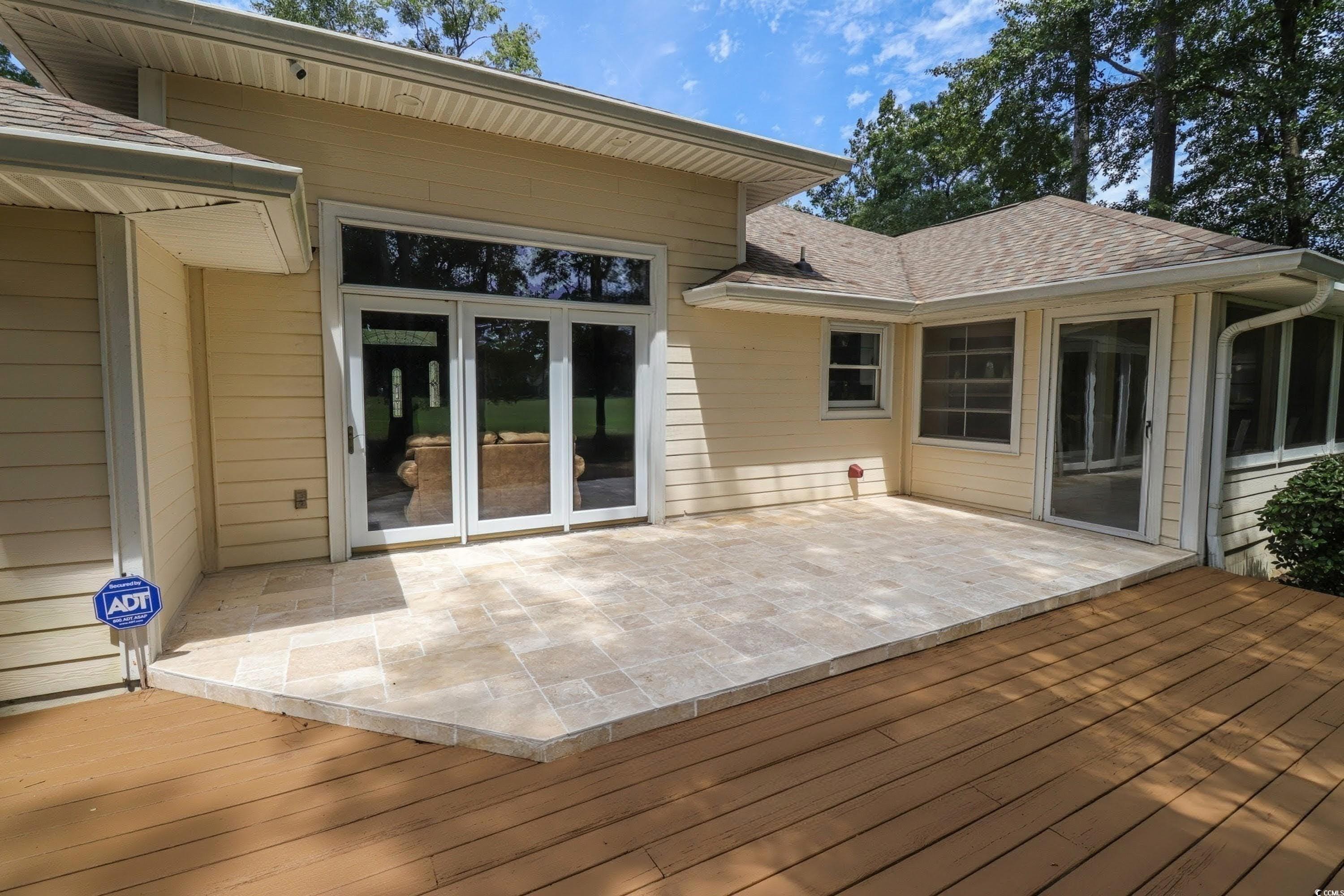 1043 Yellow Jasmine Dr. Property Photo 6