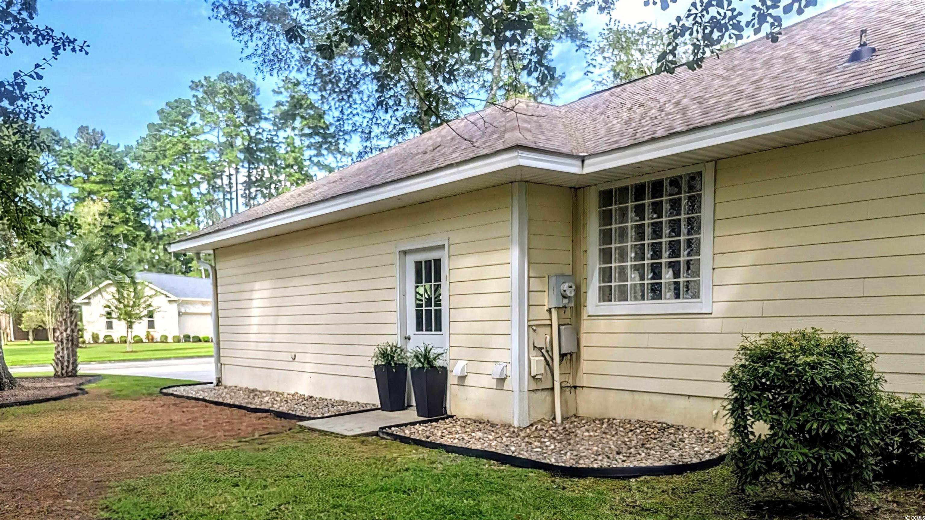 1043 Yellow Jasmine Dr. Property Photo 35