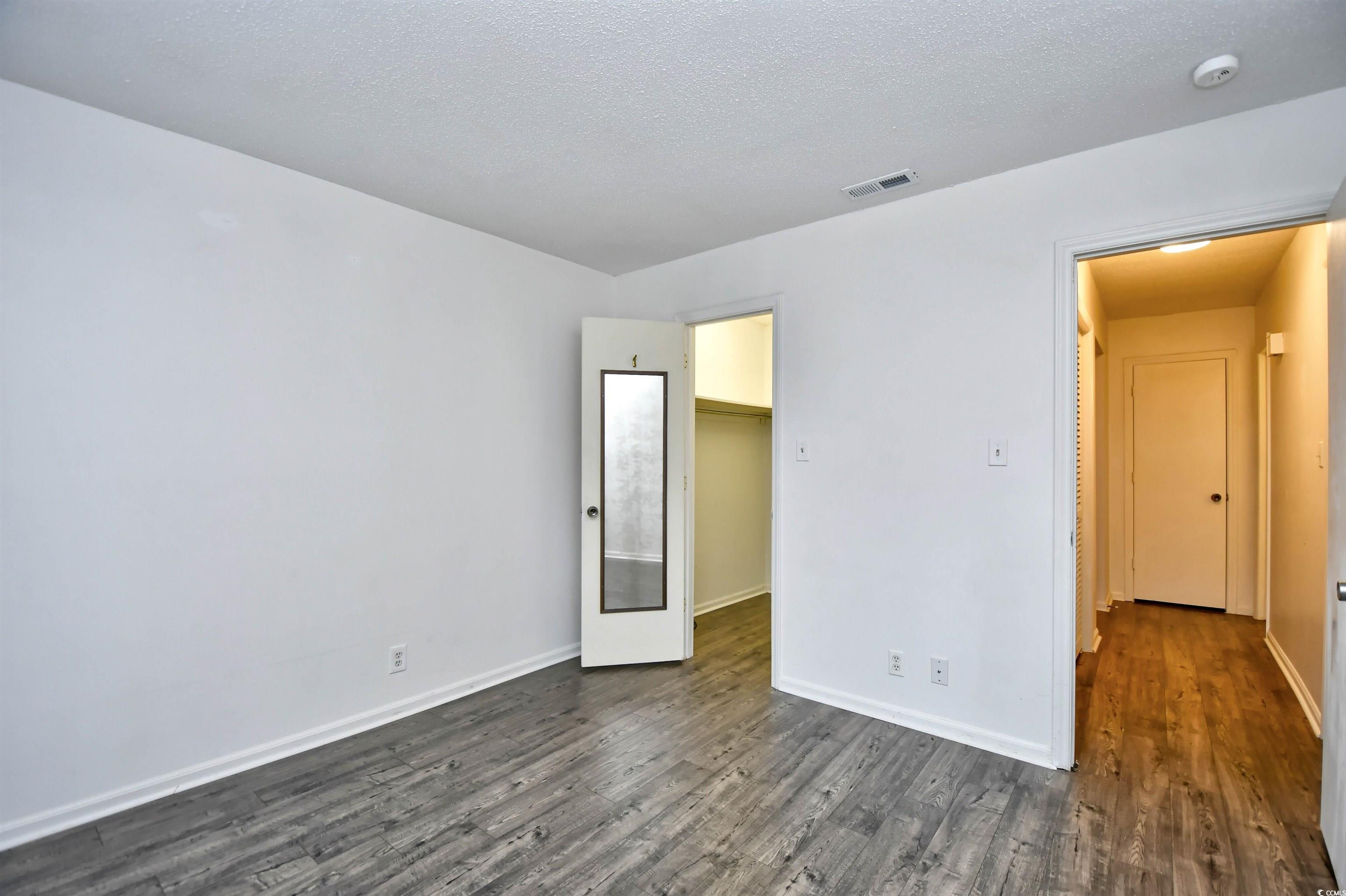 10301 N Kings Hwy. Property Photo 20