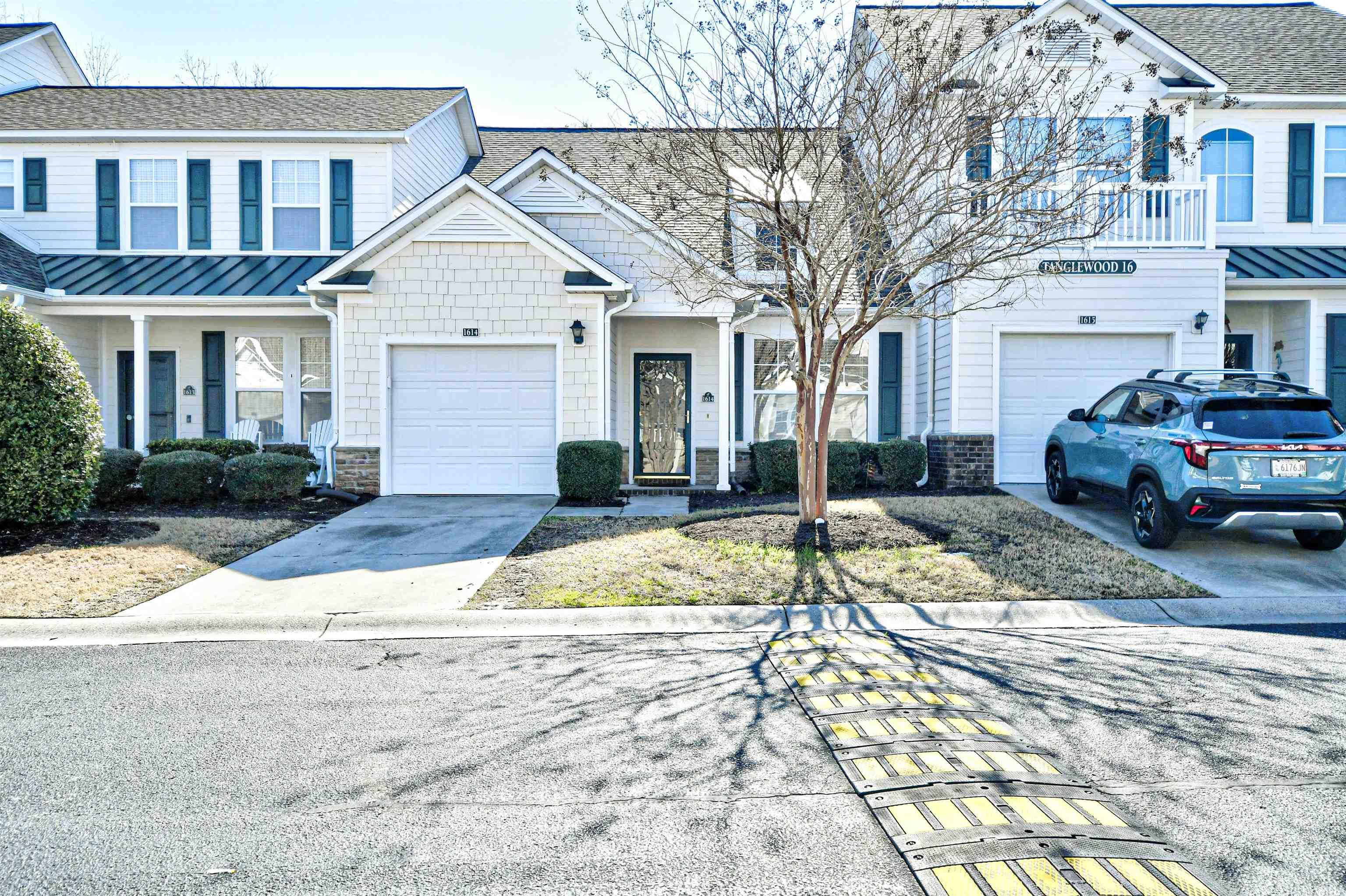 6095 Catalina Dr. Property Photo