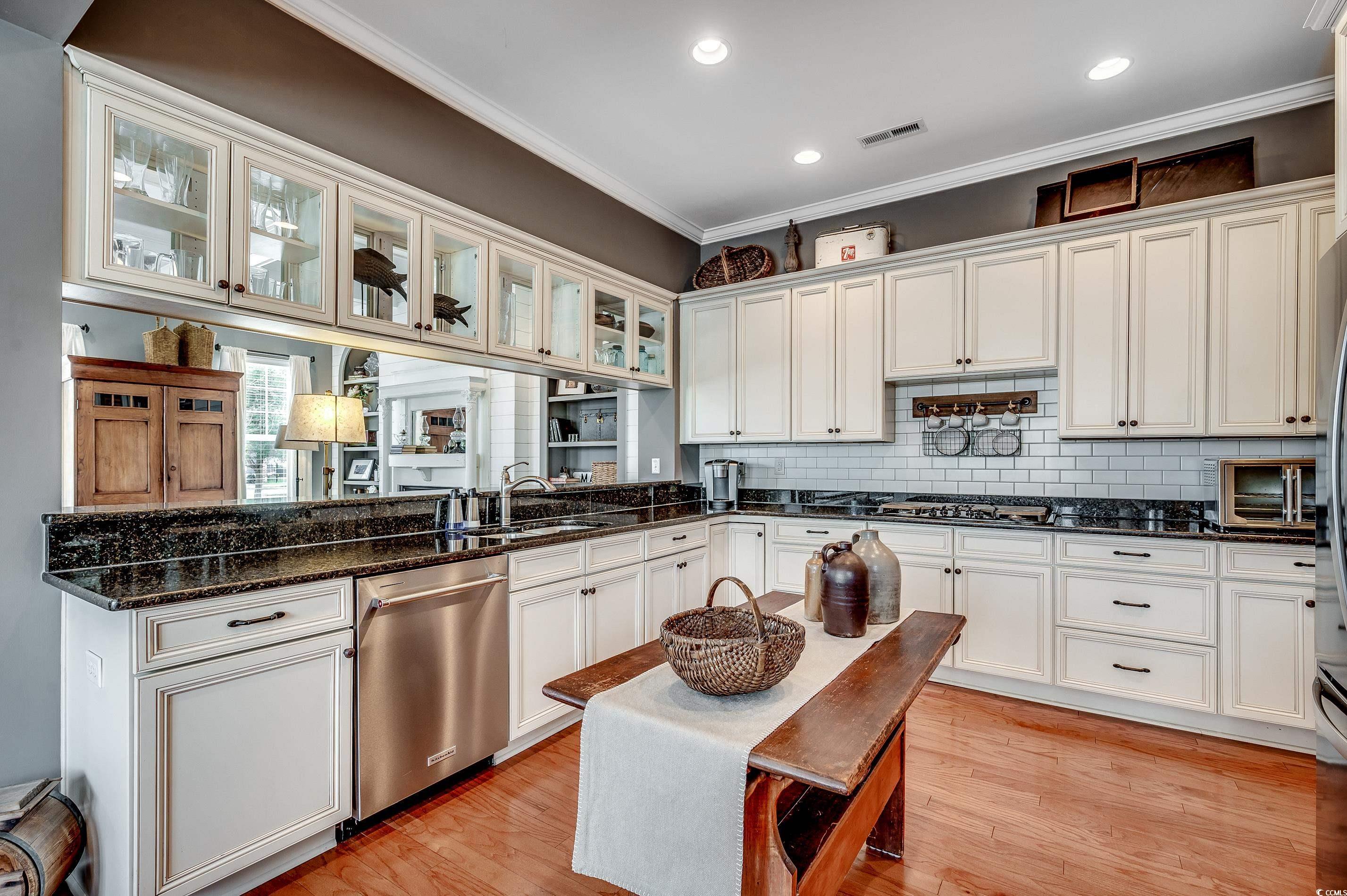 1045 Means Circle Property Photo 10