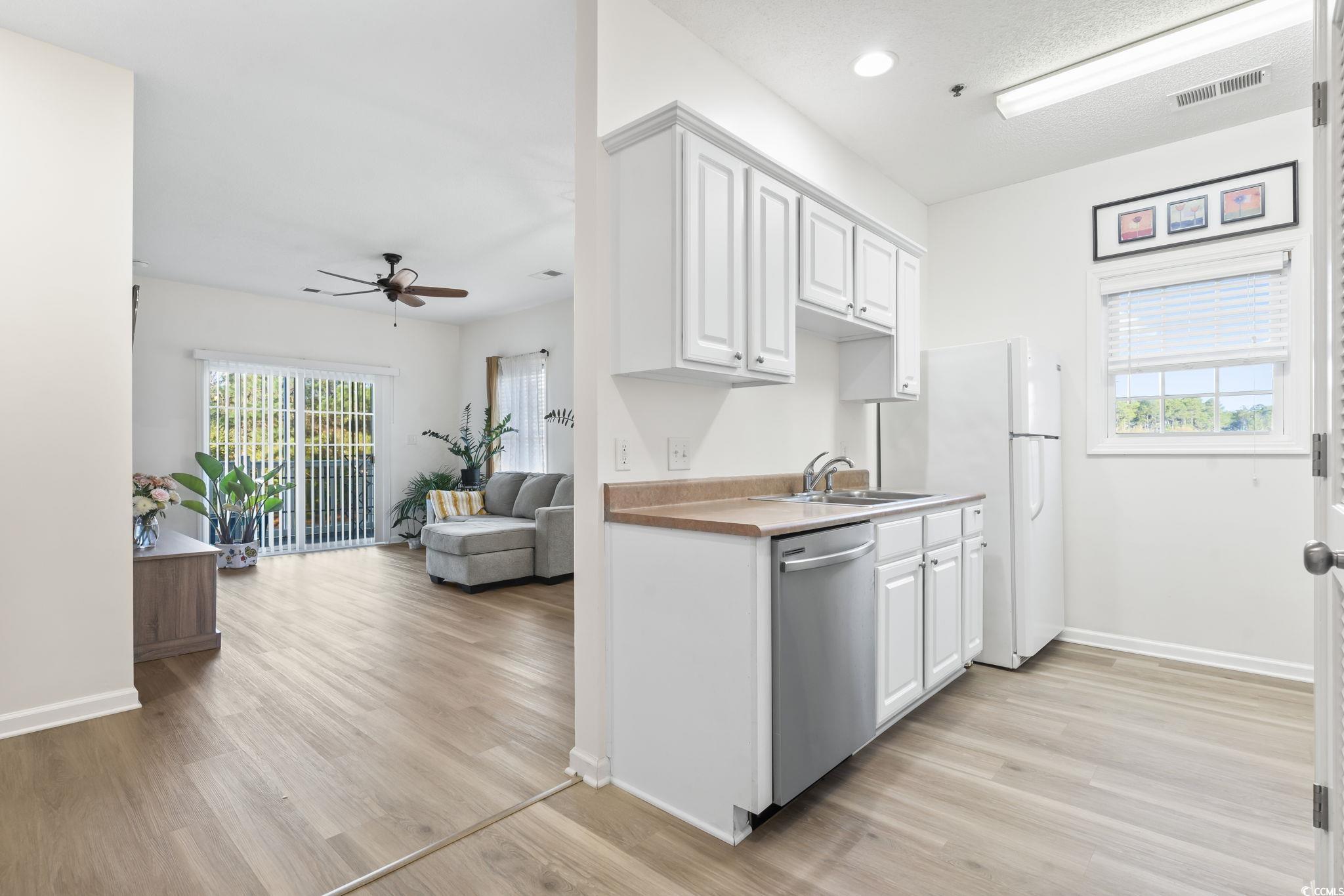 2070 Cross Gate Blvd. Property Photo 11