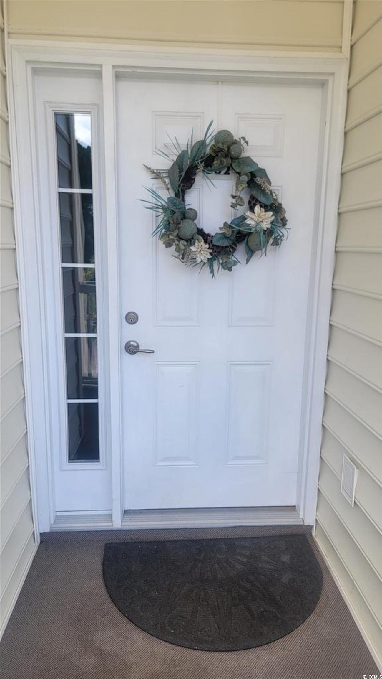 6000 Windsor Green Way Property Photo 2