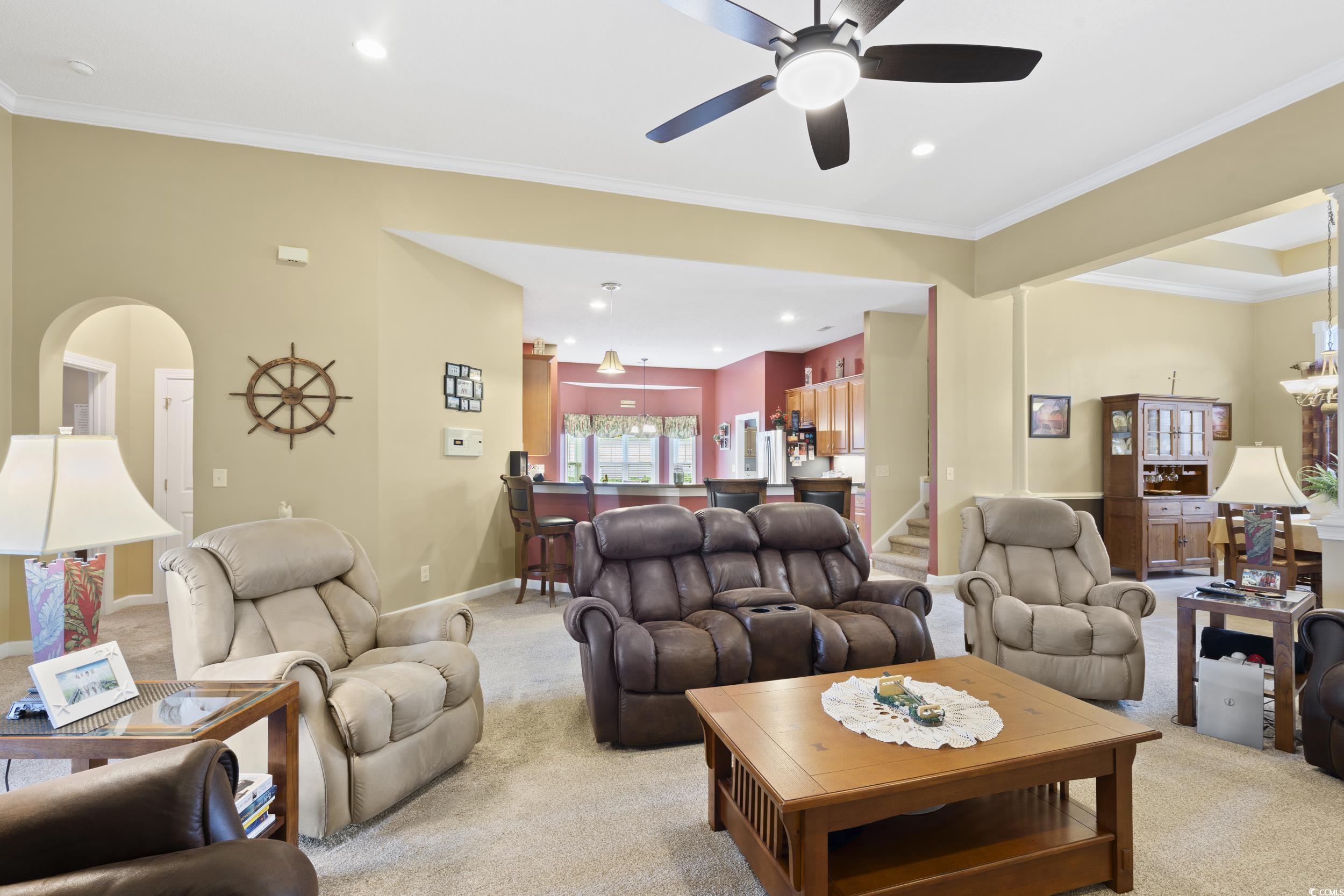 320 Esher Ct. Property Photo 8