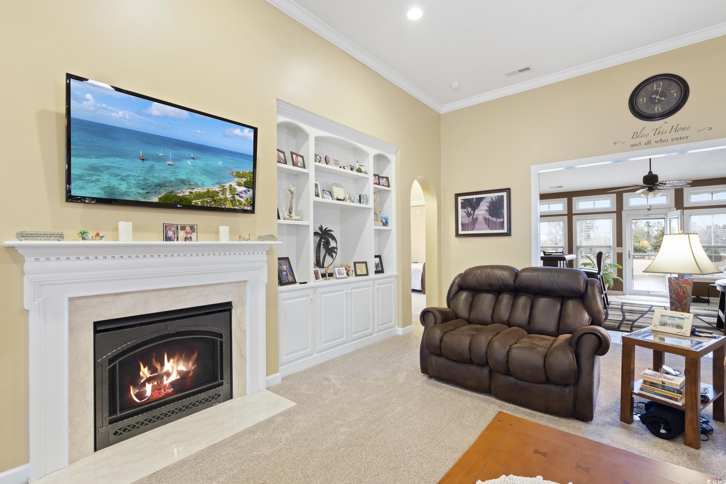 320 Esher Ct. Property Photo 10