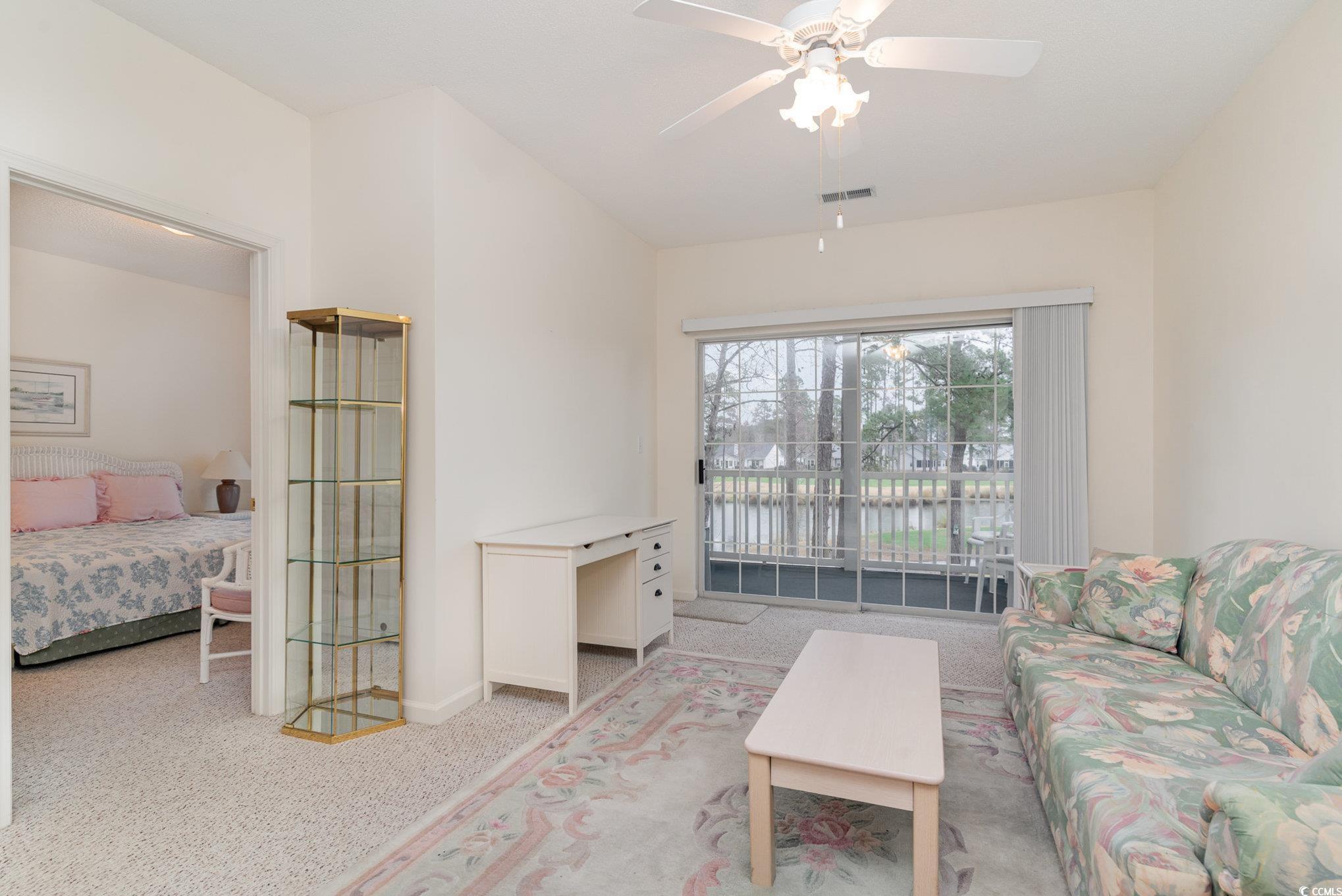 242 Sun Colony Blvd. Property Photo 5